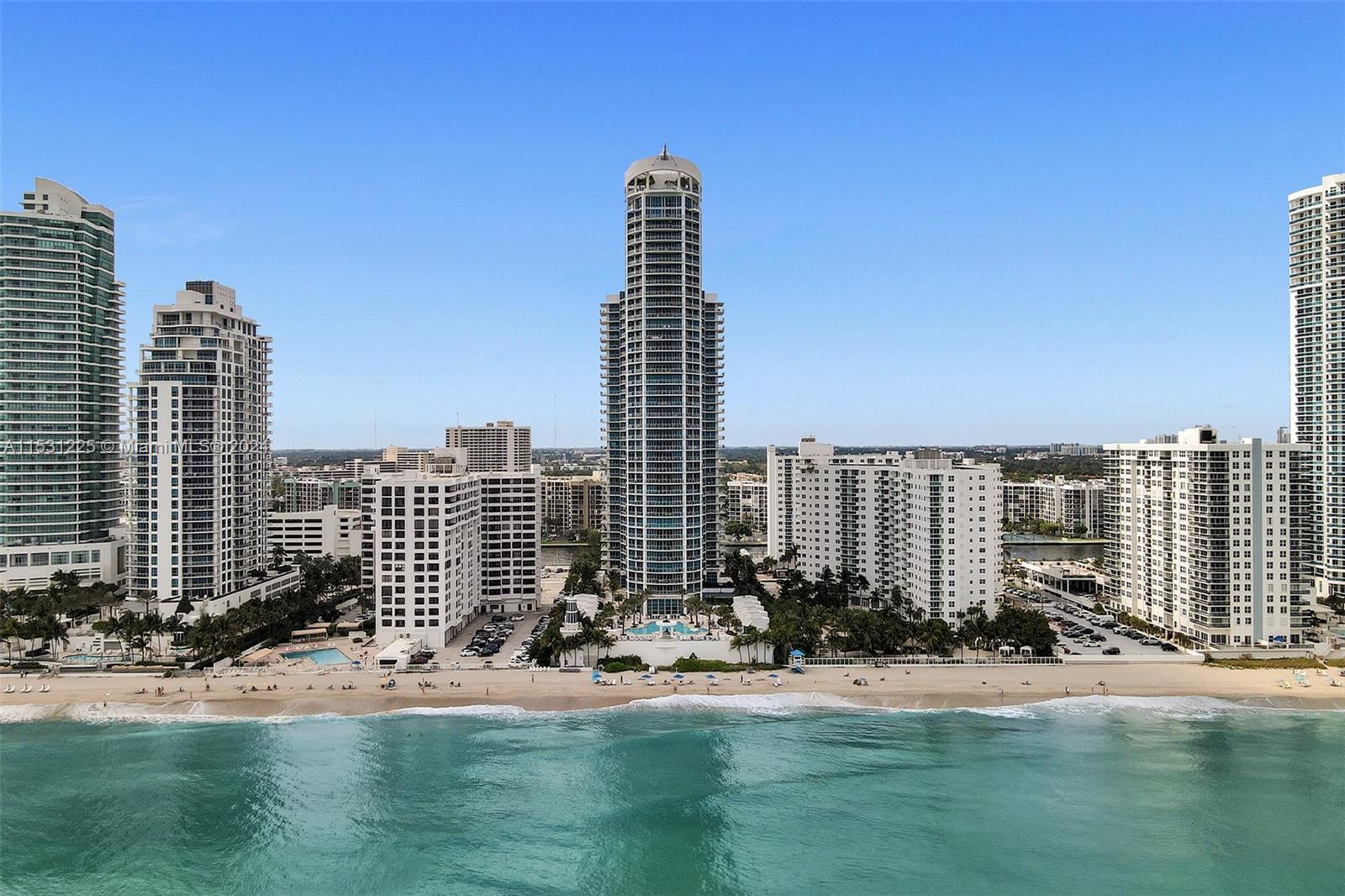 3101 S Ocean Dr 2005 (available May 19), Hollywood, Florida 33019, 2 Bedrooms Bedrooms, ,3 BathroomsBathrooms,Residentiallease,For Rent,3101 S Ocean Dr 2005 (available May 19),A11531225