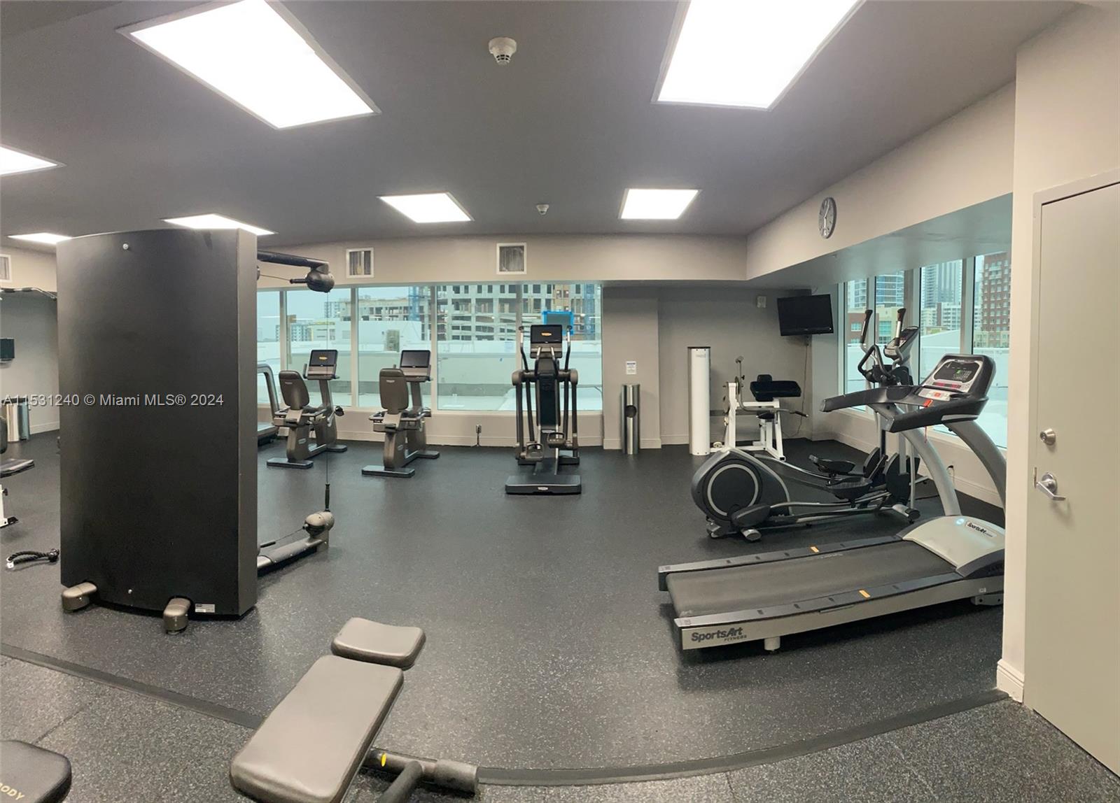 275 NE 18th St 803, Miami, Florida 33132, 2 Bedrooms Bedrooms, ,2 BathroomsBathrooms,Residential,For Sale,275 NE 18th St 803,A11531240