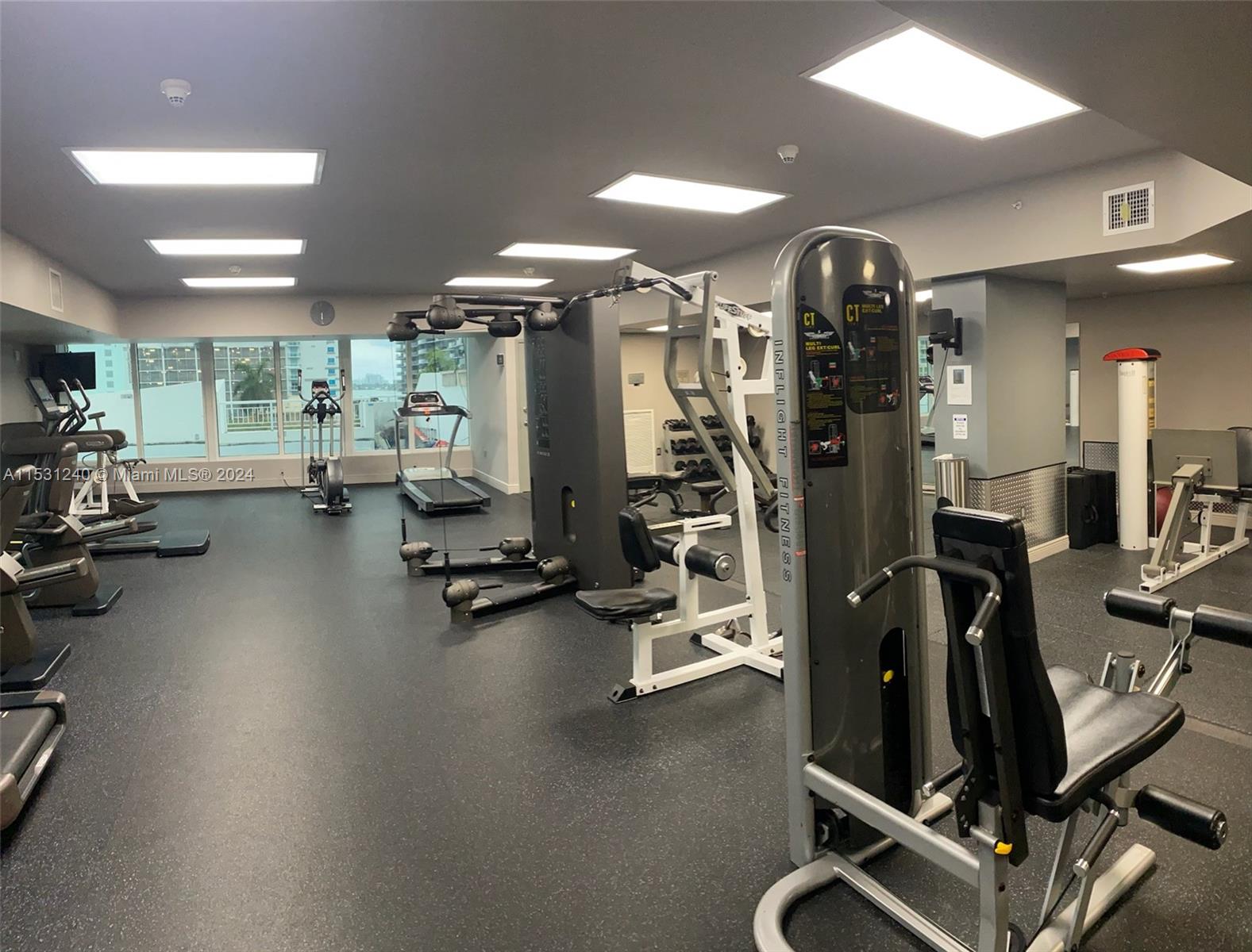 275 NE 18th St 803, Miami, Florida 33132, 2 Bedrooms Bedrooms, ,2 BathroomsBathrooms,Residential,For Sale,275 NE 18th St 803,A11531240