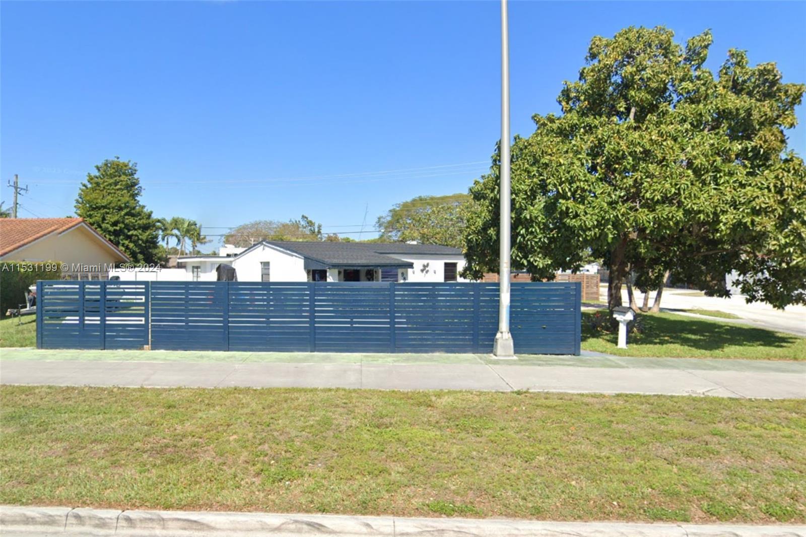 9801 SW 56th St  For Sale A11531199, FL