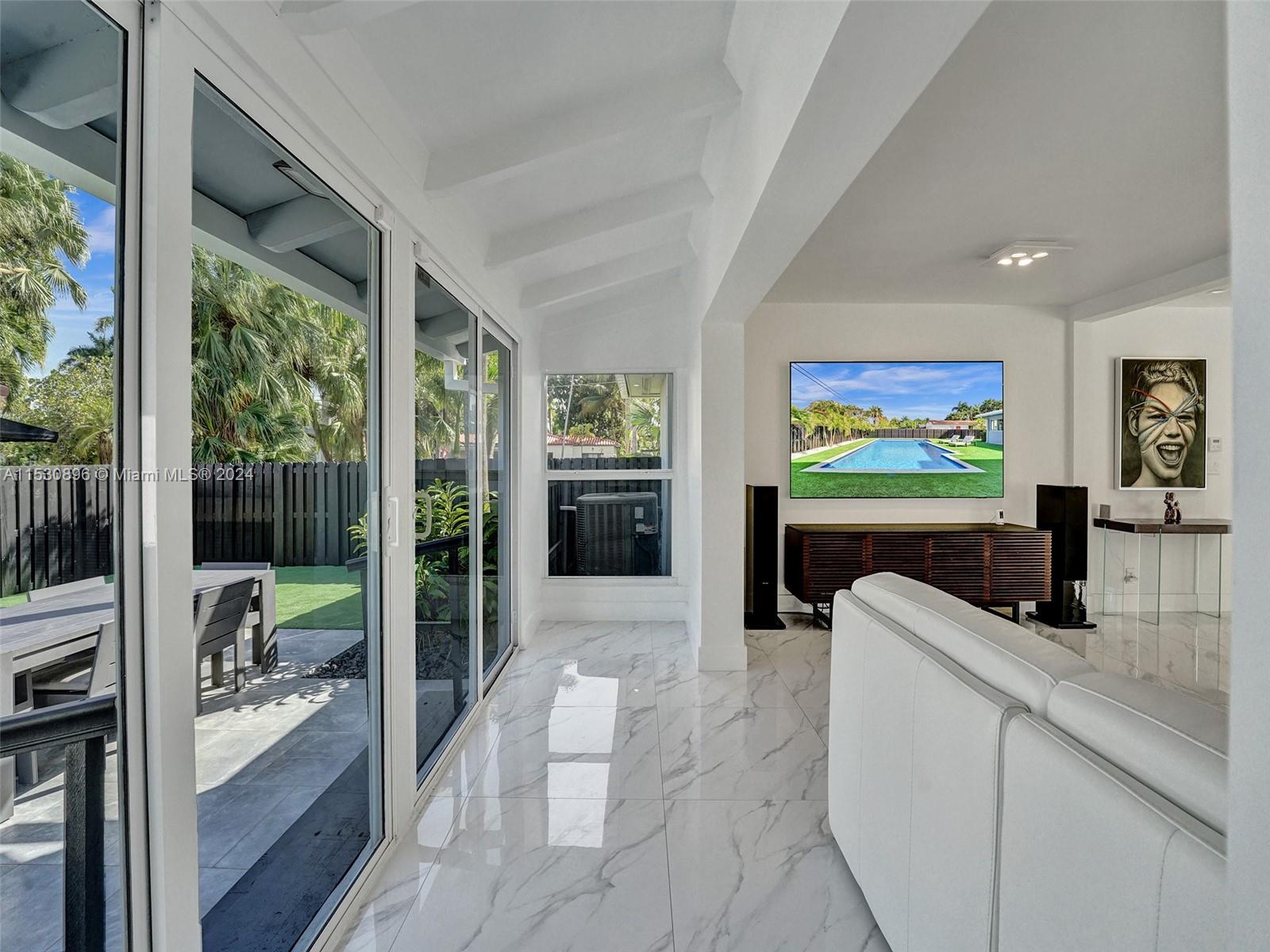 626 S 13th Ave, Hollywood, Florida 33019, 4 Bedrooms Bedrooms, ,3 BathroomsBathrooms,Residential,For Sale,626 S 13th Ave,A11530896