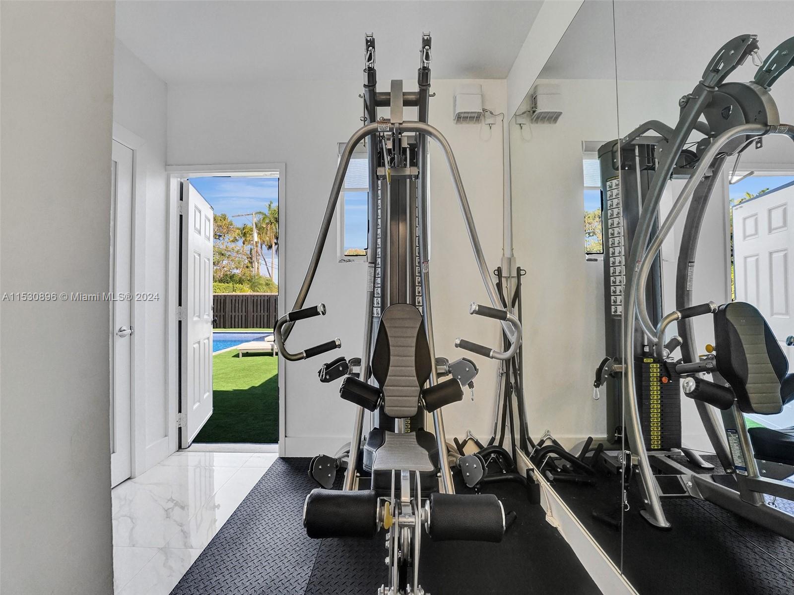 626 S 13th Ave, Hollywood, Florida 33019, 4 Bedrooms Bedrooms, ,3 BathroomsBathrooms,Residential,For Sale,626 S 13th Ave,A11530896