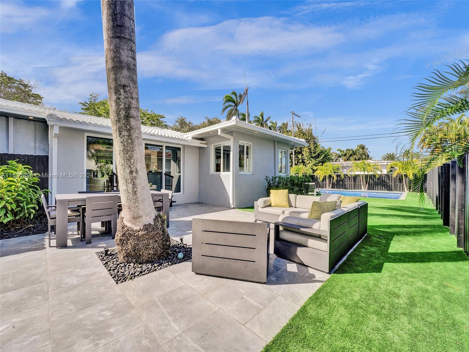 626 S 13th Ave, Hollywood, Florida 33019, 4 Bedrooms Bedrooms, ,3 BathroomsBathrooms,Residential,For Sale,626 S 13th Ave,A11530896