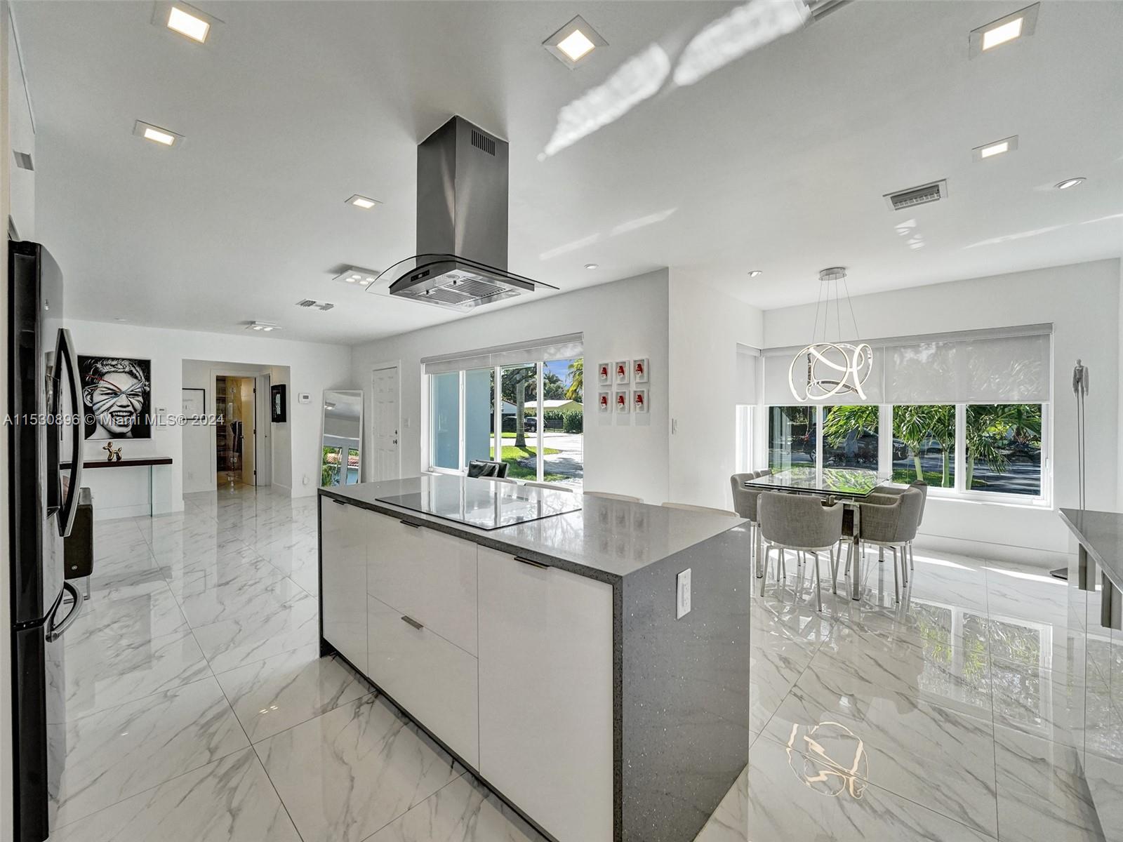 626 S 13th Ave, Hollywood, Florida 33019, 4 Bedrooms Bedrooms, ,3 BathroomsBathrooms,Residential,For Sale,626 S 13th Ave,A11530896