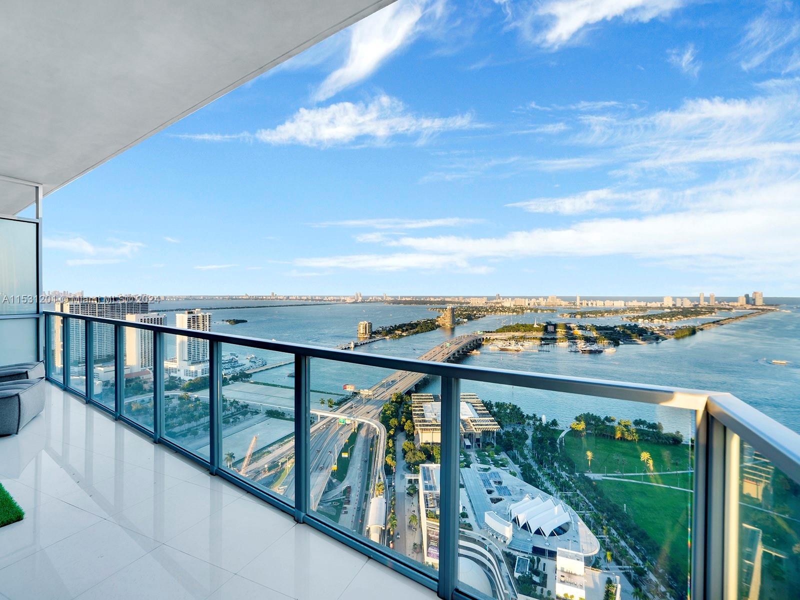 1100 Biscayne Blvd 4001, Miami, Florida 33132, 3 Bedrooms Bedrooms, ,2 BathroomsBathrooms,Residentiallease,For Rent,1100 Biscayne Blvd 4001,A11531201