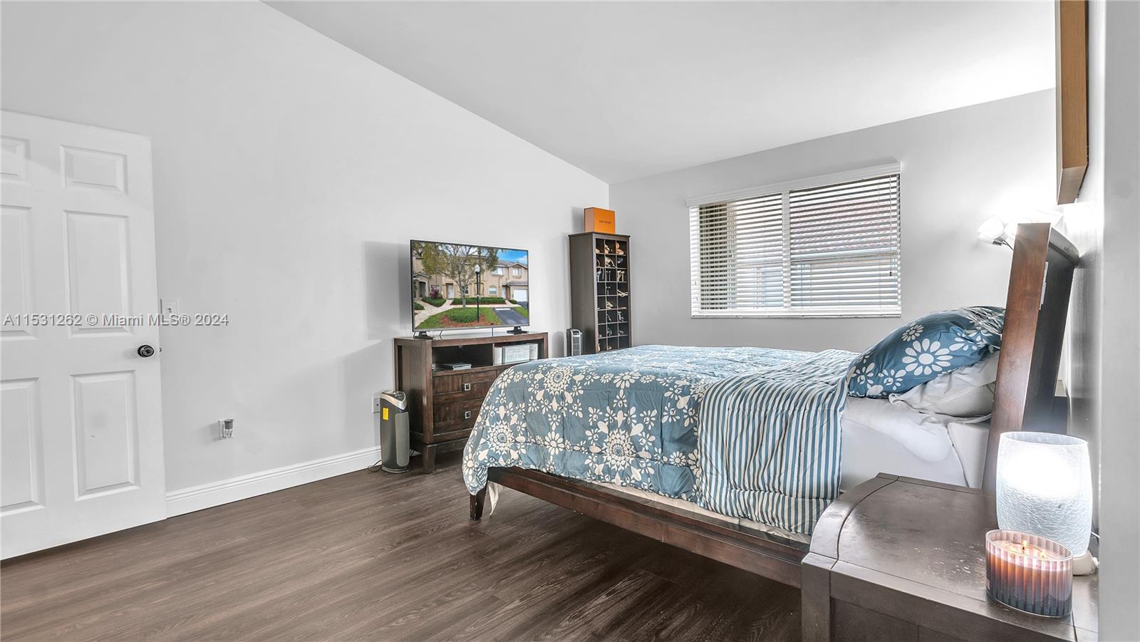 2330 SE 23rd Rd 2330, Homestead, Florida 33035, 3 Bedrooms Bedrooms, ,2 BathroomsBathrooms,Residentiallease,For Rent,2330 SE 23rd Rd 2330,A11531262