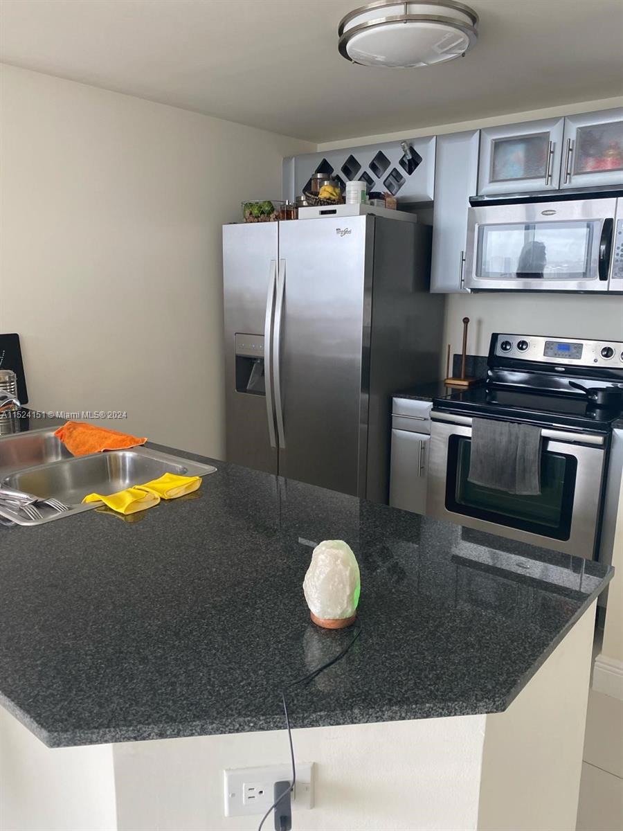 1871 NW S River Dr 2003, Miami, Florida 33125, 2 Bedrooms Bedrooms, ,2 BathroomsBathrooms,Residential,For Sale,1871 NW S River Dr 2003,A11524151