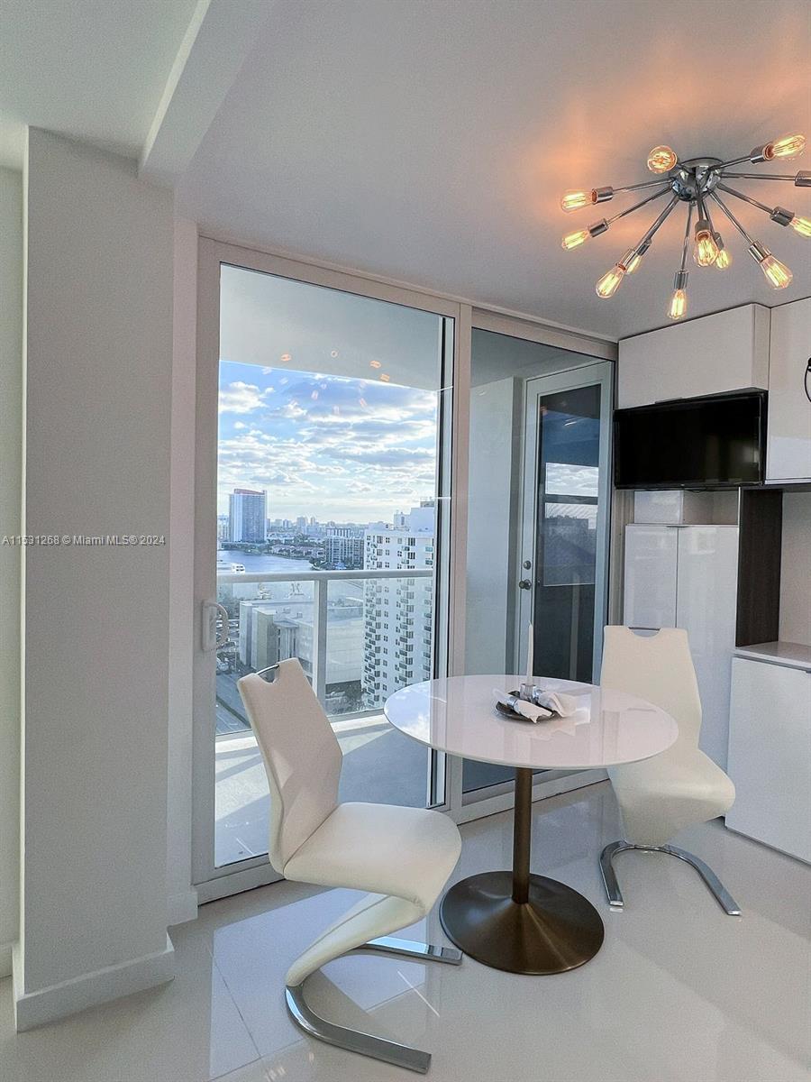 2751 S Ocean Dr N7PH, Hollywood, Florida 33019, 2 Bedrooms Bedrooms, ,2 BathroomsBathrooms,Residential,For Sale,2751 S Ocean Dr N7PH,A11531268