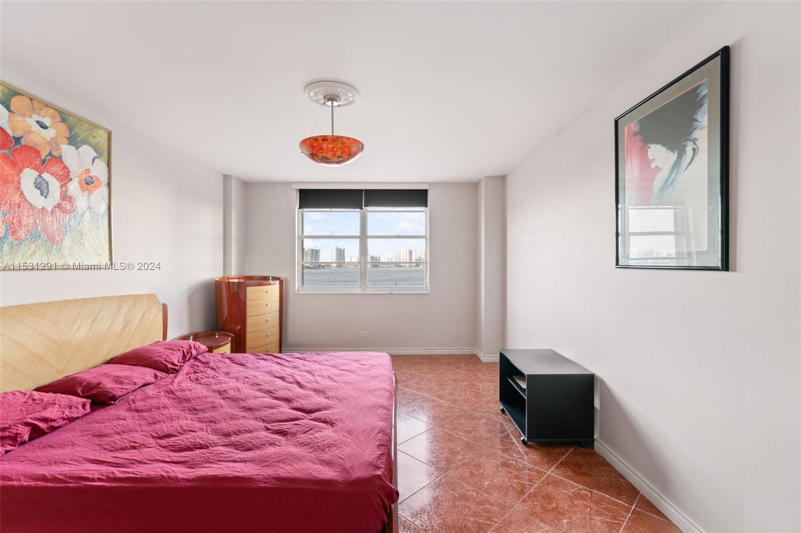 251 174th St 319, Sunny Isles Beach, Florida 33160, 2 Bedrooms Bedrooms, ,2 BathroomsBathrooms,Residentiallease,For Rent,251 174th St 319,A11531291