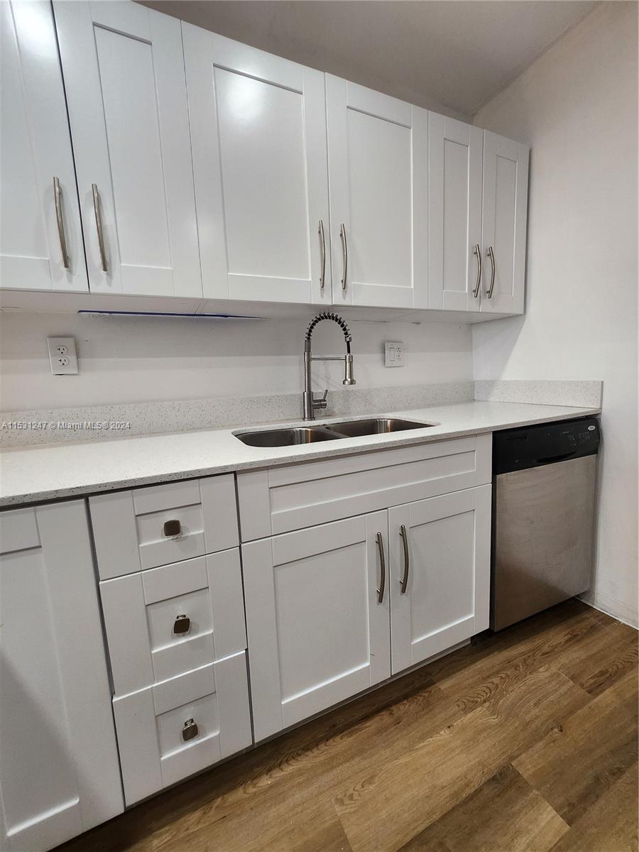 600 Three Islands Blvd 1401, Hallandale Beach, Florida 33009, 1 Bedroom Bedrooms, ,1 BathroomBathrooms,Residential,For Sale,600 Three Islands Blvd 1401,A11531247