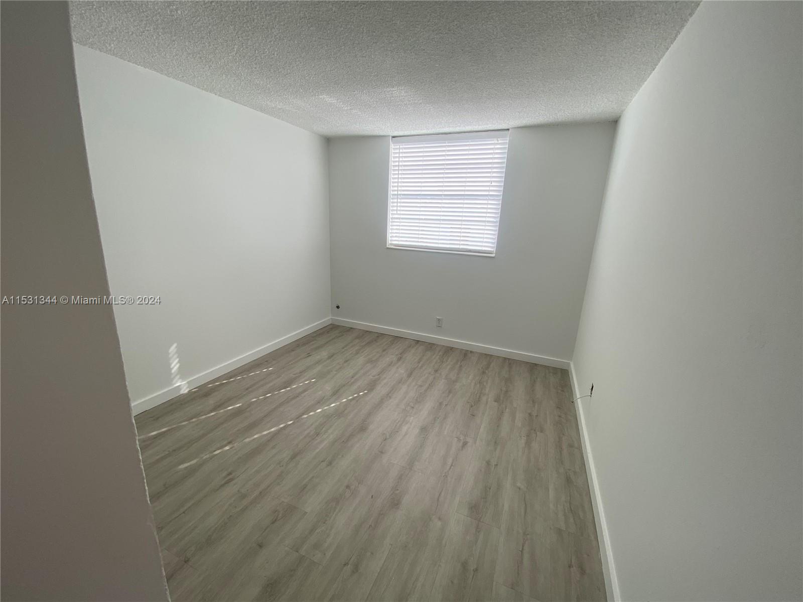 1913 S Ocean Dr 327, Hallandale Beach, Florida 33009, 2 Bedrooms Bedrooms, ,2 BathroomsBathrooms,Residentiallease,For Rent,1913 S Ocean Dr 327,A11531344