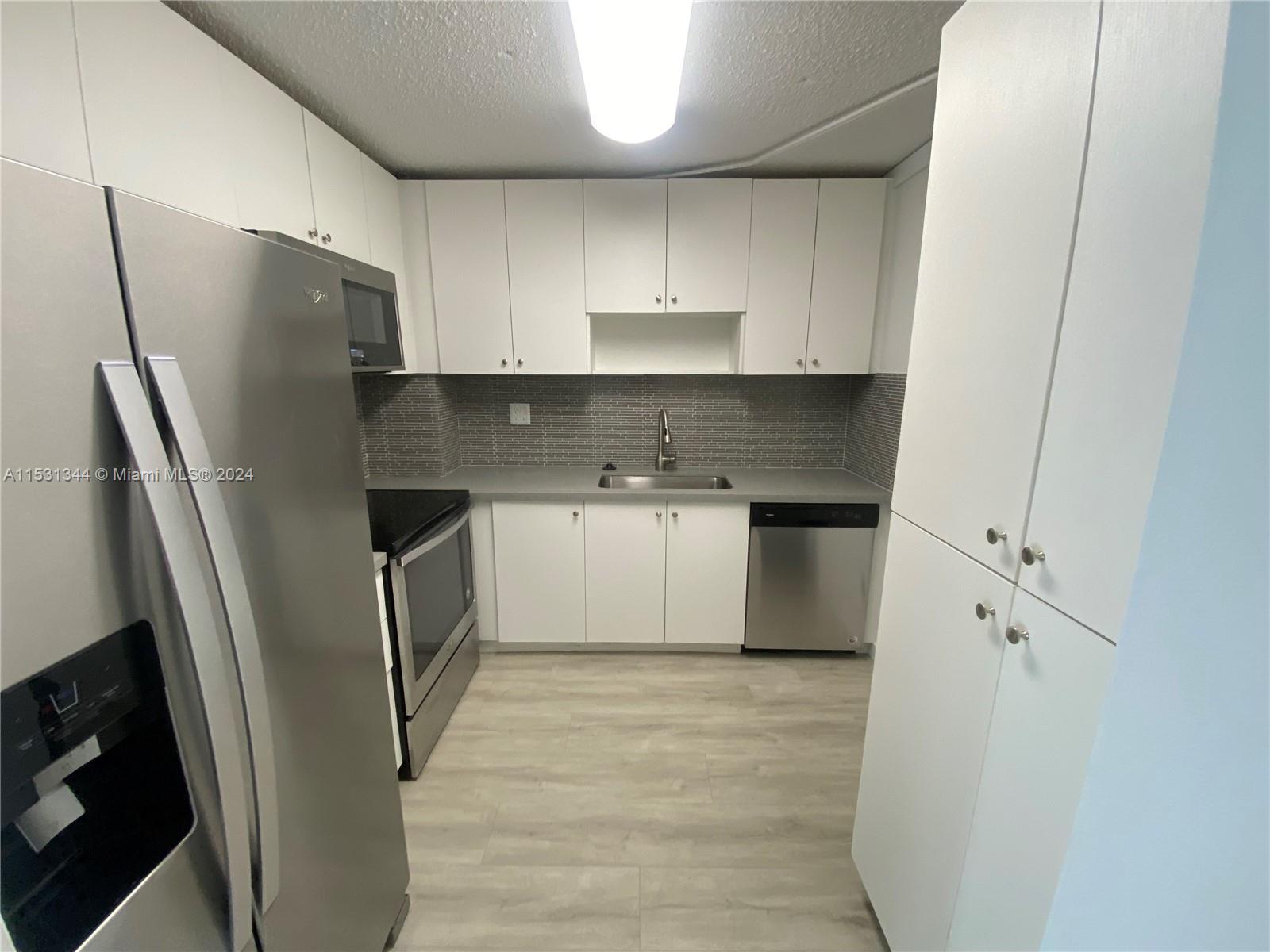 1913 S Ocean Dr 327, Hallandale Beach, Florida 33009, 2 Bedrooms Bedrooms, ,2 BathroomsBathrooms,Residentiallease,For Rent,1913 S Ocean Dr 327,A11531344