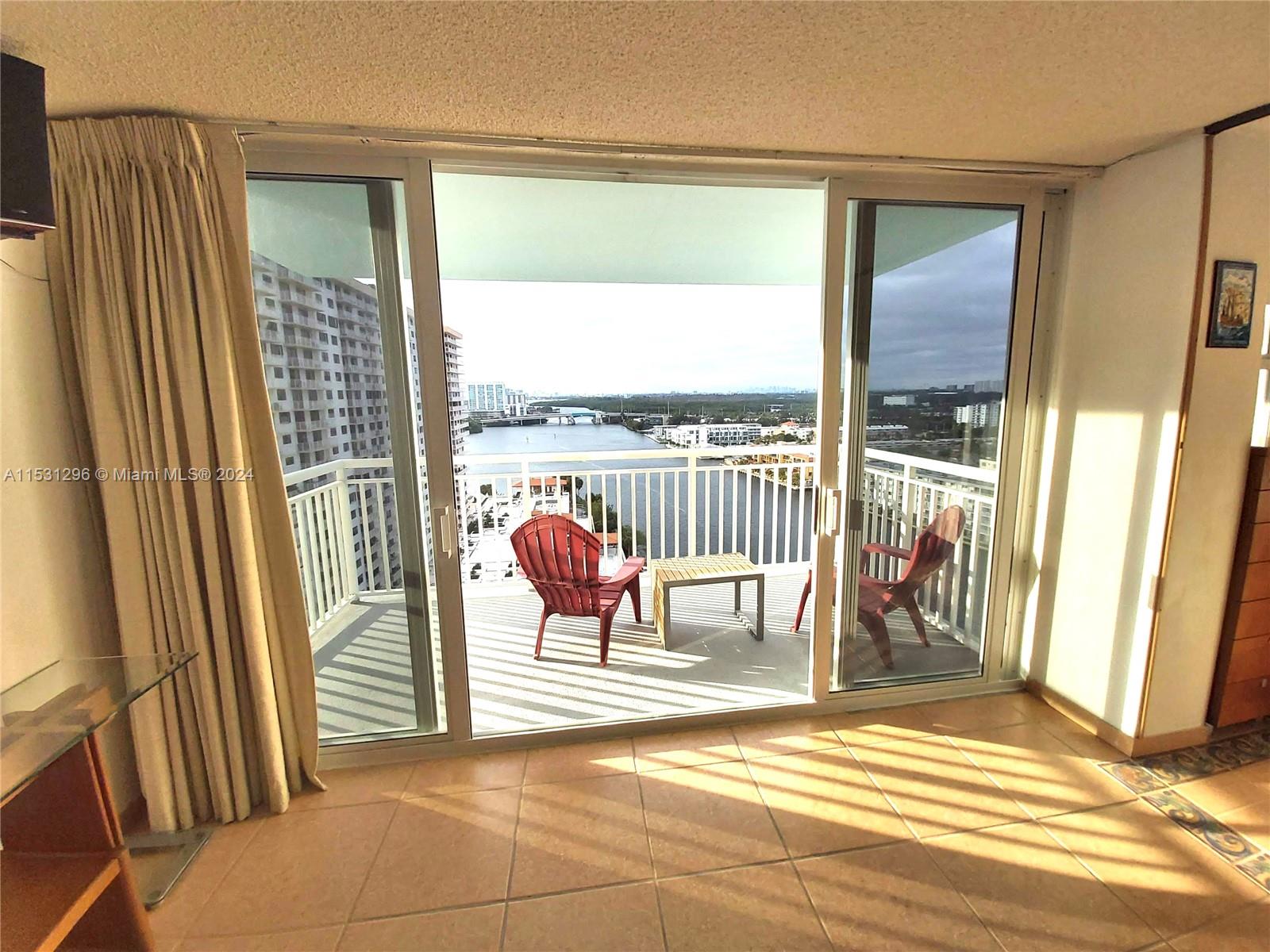 301 174th St, Sunny Isles Beach, FL, 33160 United States, 1 Bedroom Bedrooms, ,1 BathroomBathrooms,Residential,For Sale,174th St,A11531296