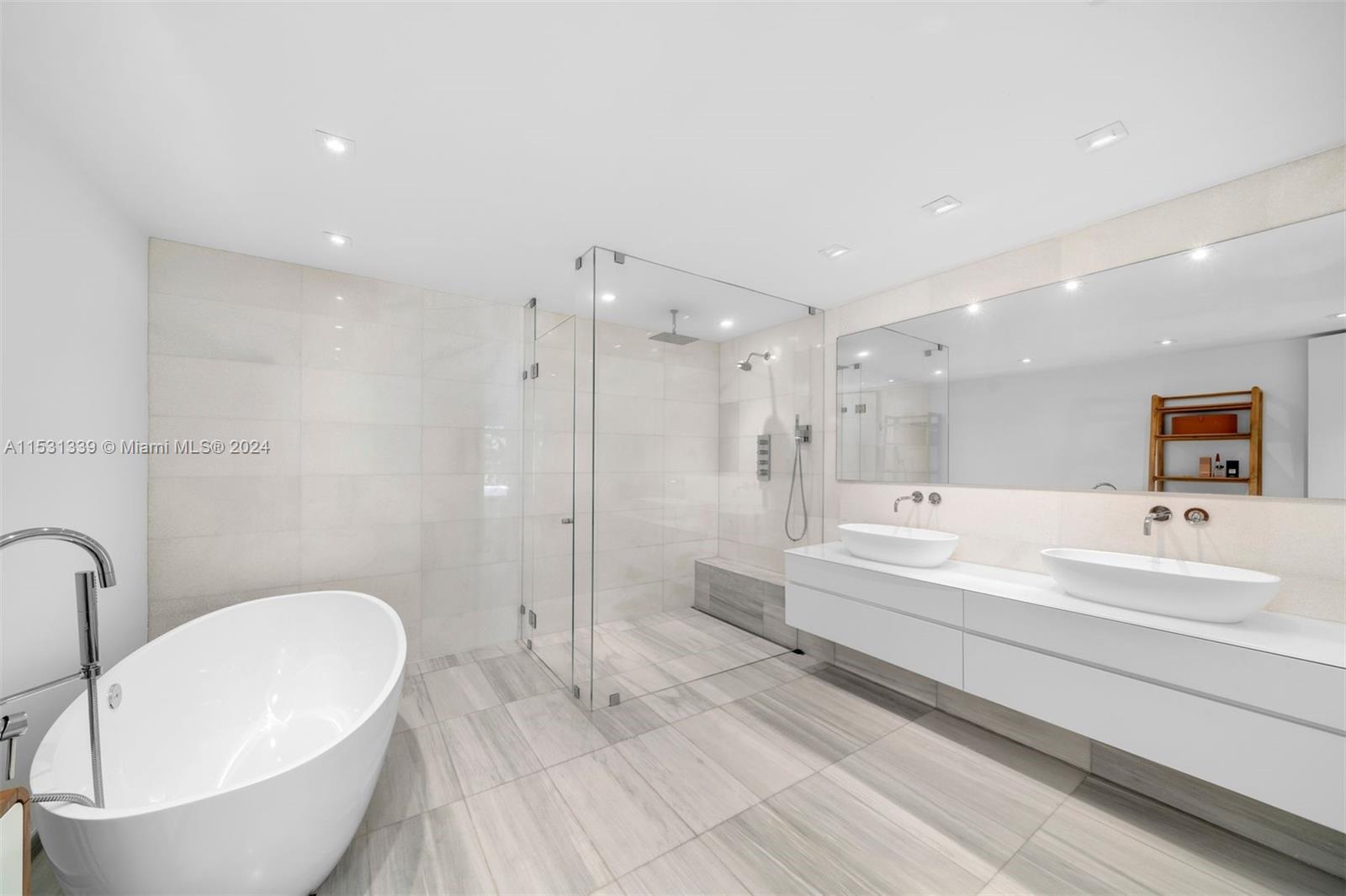 10400 Old Cutler Rd, Coral Gables, FL, 33156 United States, 7 Bedrooms Bedrooms, ,7 BathroomsBathrooms,Residential,For Sale,Old Cutler Rd,A11531339