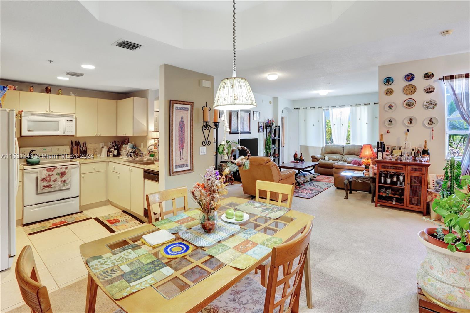 6630 NW 114th Ave 1538, Doral, Florida 33178, 3 Bedrooms Bedrooms, ,2 BathroomsBathrooms,Residential,For Sale,6630 NW 114th Ave 1538,A11531343