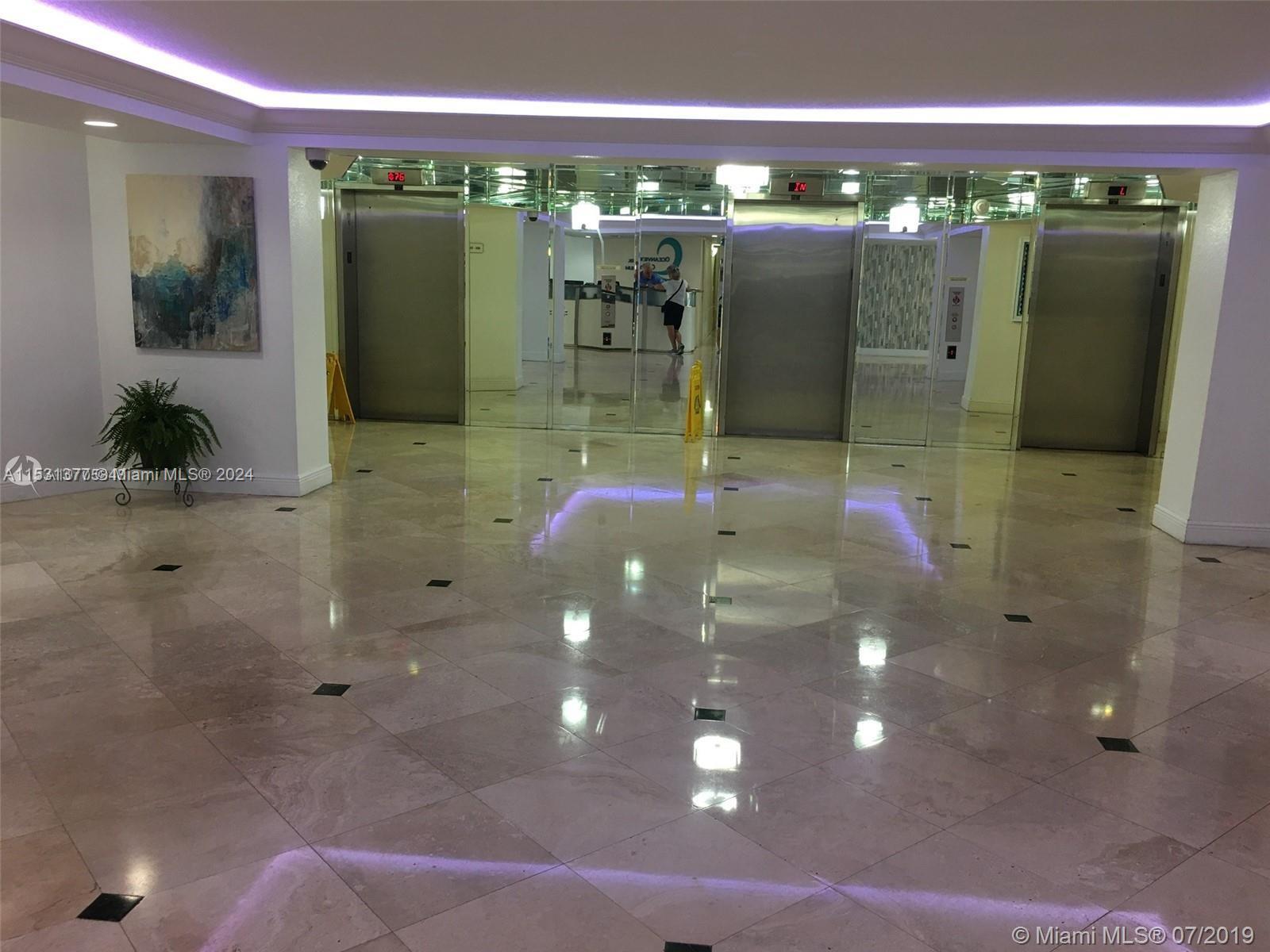 1000 Parkview Dr 626, Hallandale Beach, Florida 33009, 1 Bedroom Bedrooms, ,1 BathroomBathrooms,Residential,For Sale,1000 Parkview Dr 626,A11531377