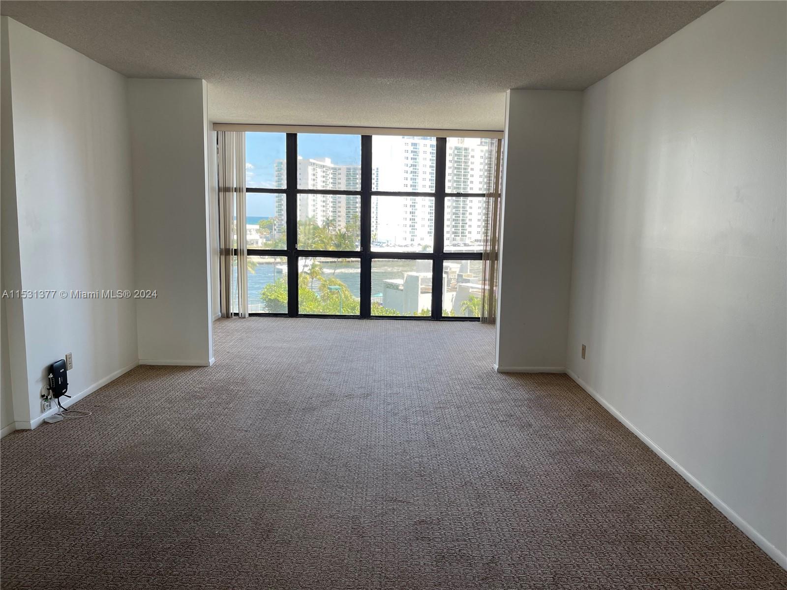 1000 Parkview Dr 626, Hallandale Beach, Florida 33009, 1 Bedroom Bedrooms, ,1 BathroomBathrooms,Residential,For Sale,1000 Parkview Dr 626,A11531377