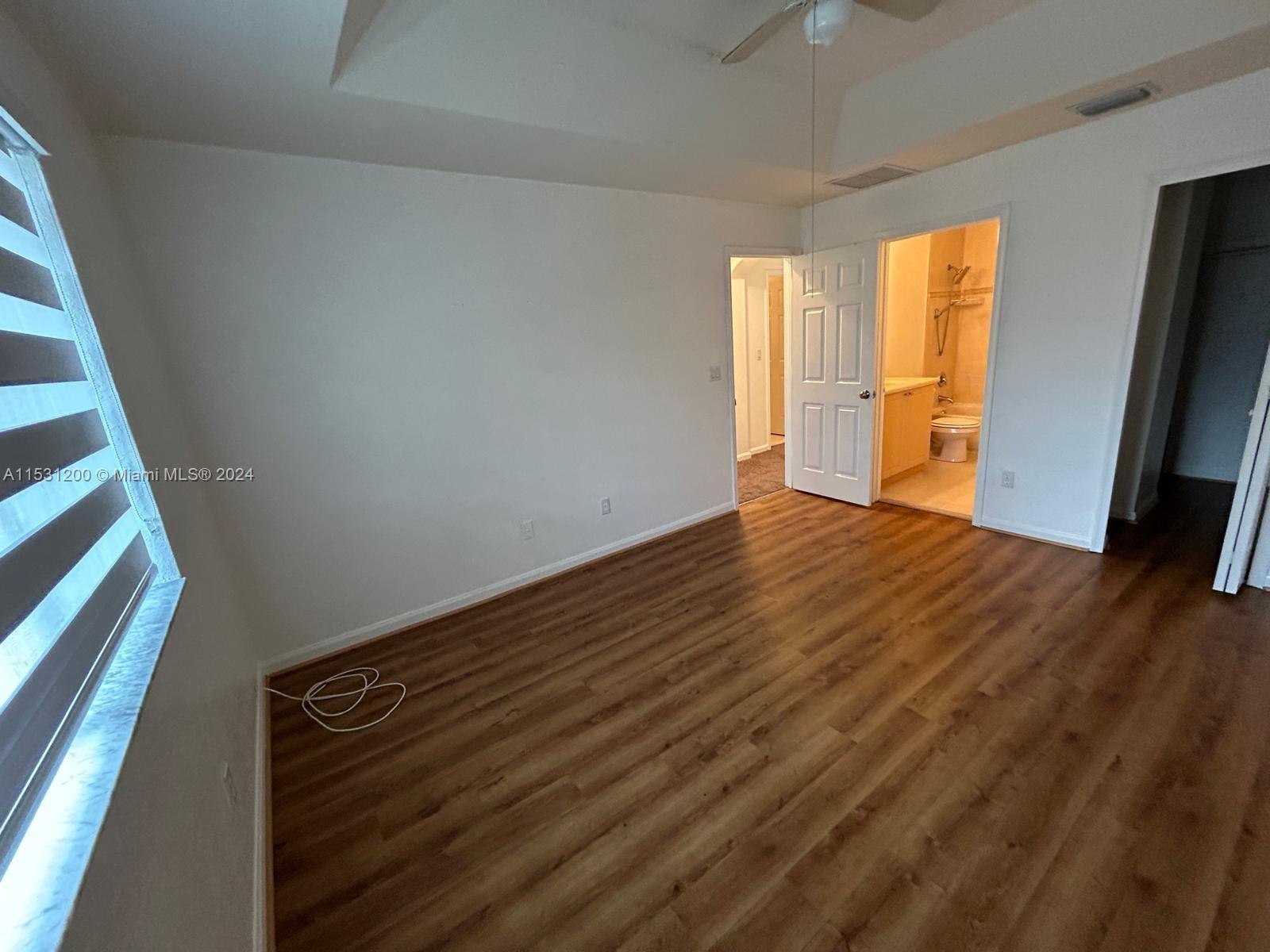 1406 SE 26th Ct 311, Homestead, Florida 33035, 4 Bedrooms Bedrooms, ,3 BathroomsBathrooms,Residentiallease,For Rent,1406 SE 26th Ct 311,A11531200