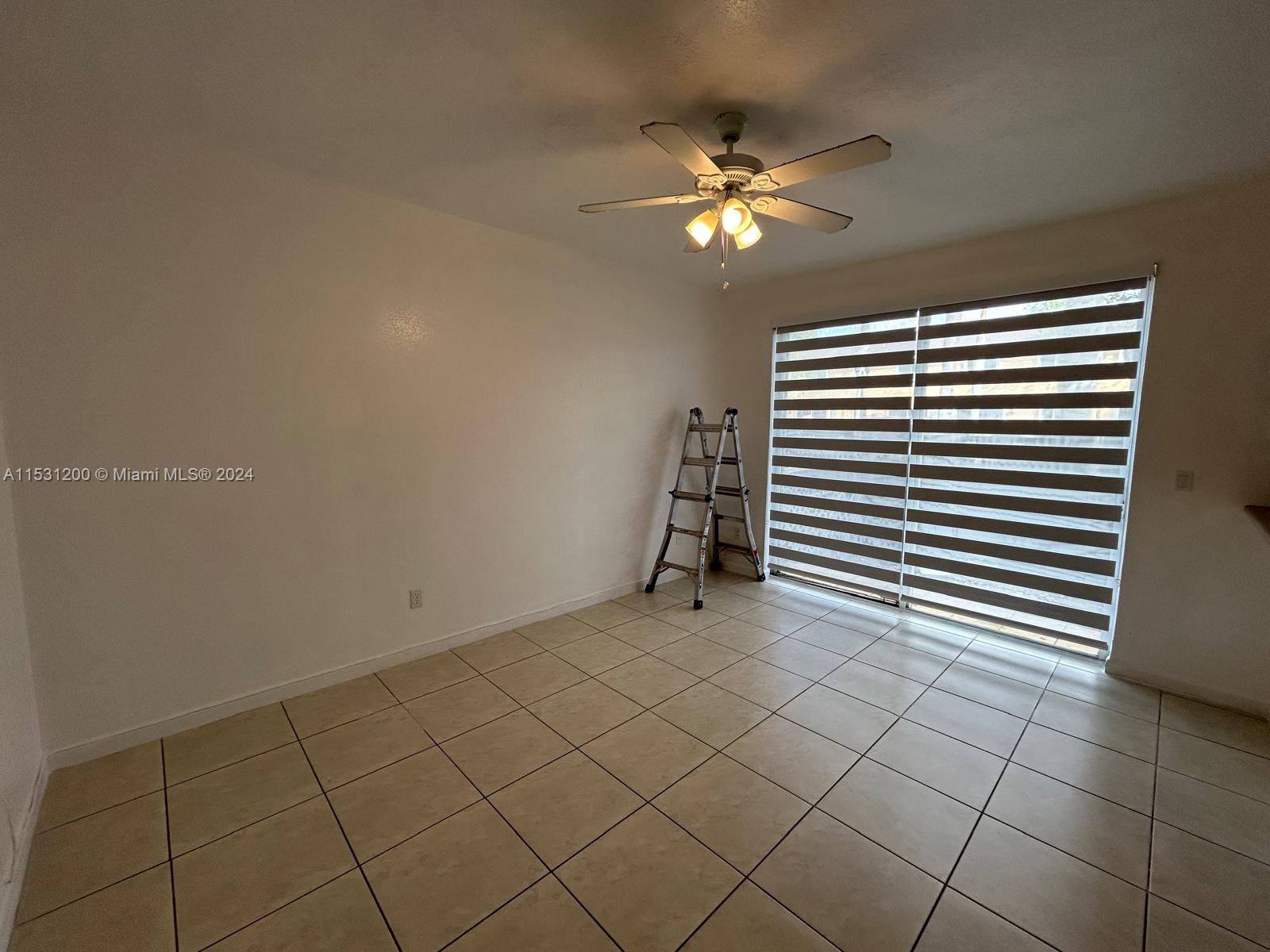 1406 SE 26th Ct 311, Homestead, Florida 33035, 4 Bedrooms Bedrooms, ,3 BathroomsBathrooms,Residentiallease,For Rent,1406 SE 26th Ct 311,A11531200