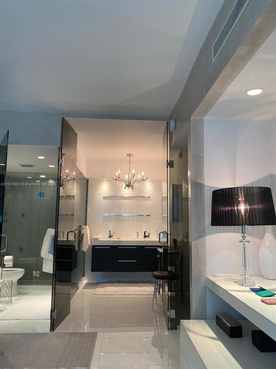 2301 Collins Ave 1507, Miami Beach, Florida 33139, 2 Bedrooms Bedrooms, ,2 BathroomsBathrooms,Residentiallease,For Rent,2301 Collins Ave 1507,A11513602