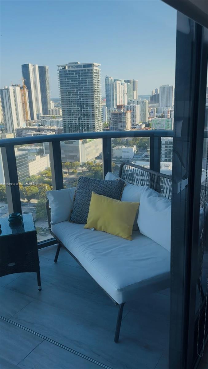 121 NE 34th St 3005, Miami, Florida 33137, 2 Bedrooms Bedrooms, ,2 BathroomsBathrooms,Residentiallease,For Rent,121 NE 34th St 3005,A11531364