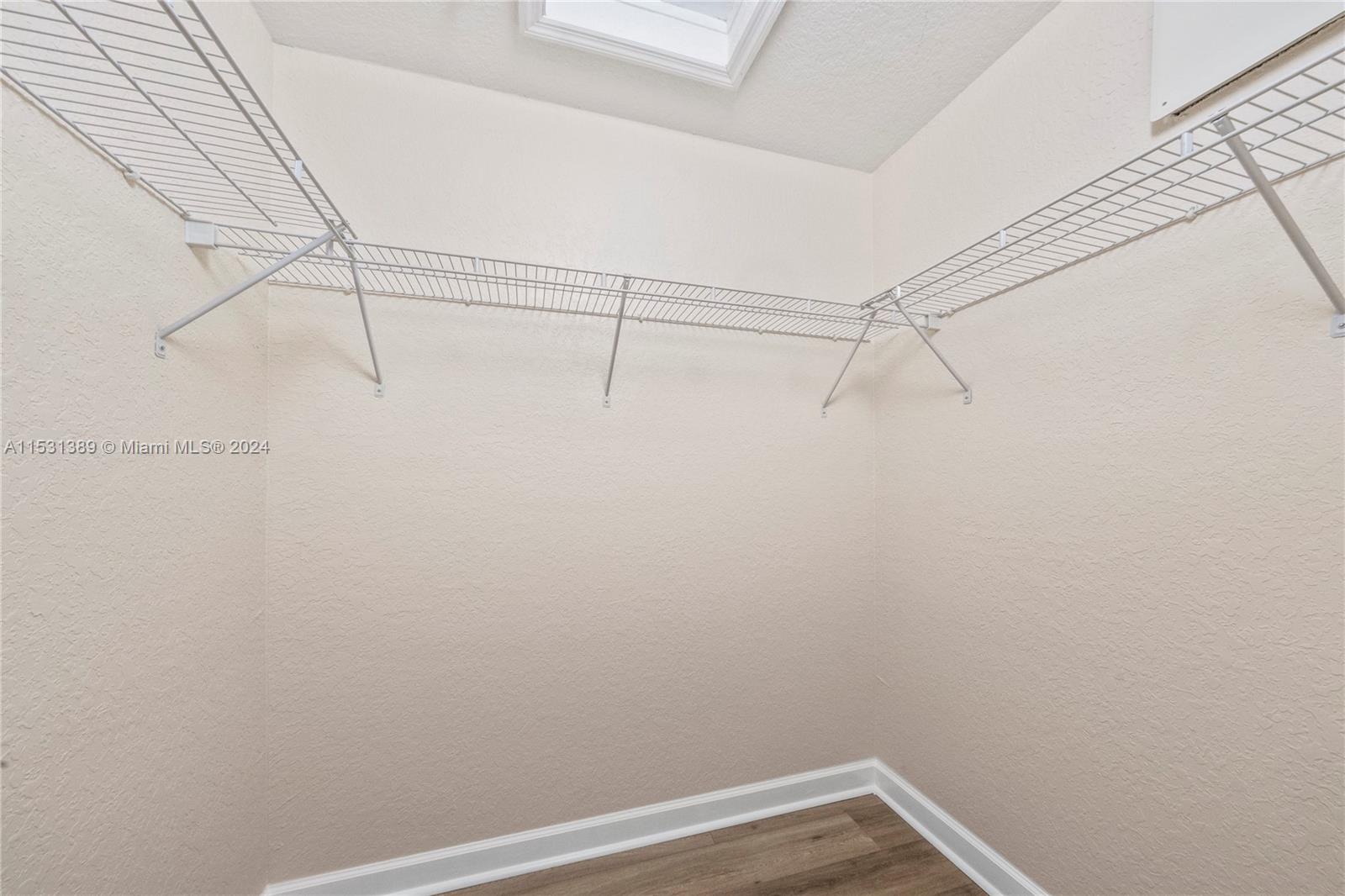 110 Jacaranda Country Club Dr 202, Plantation, Florida 33324, 3 Bedrooms Bedrooms, ,2 BathroomsBathrooms,Residentiallease,For Rent,110 Jacaranda Country Club Dr 202,A11531389
