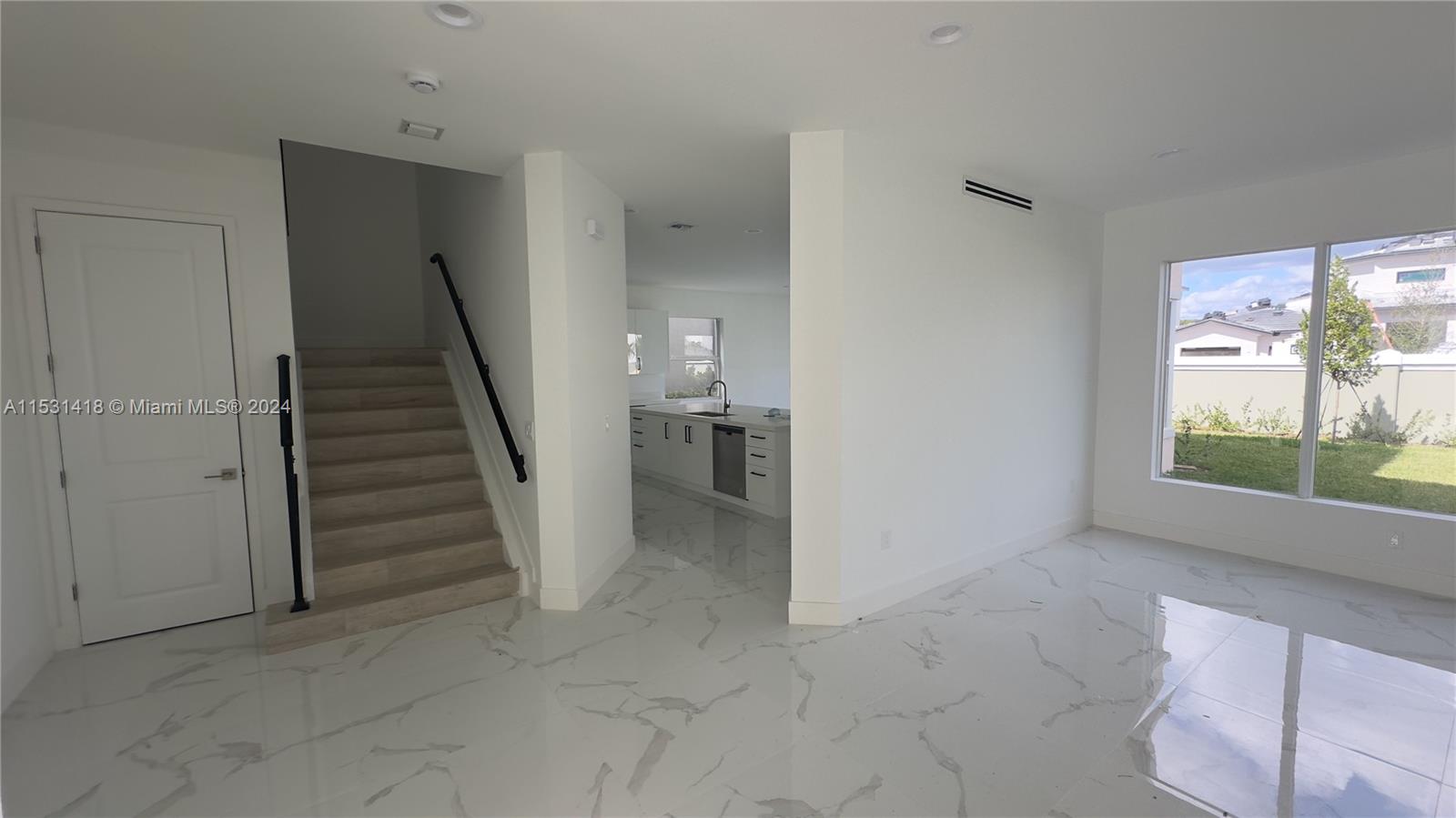New Construction Photo