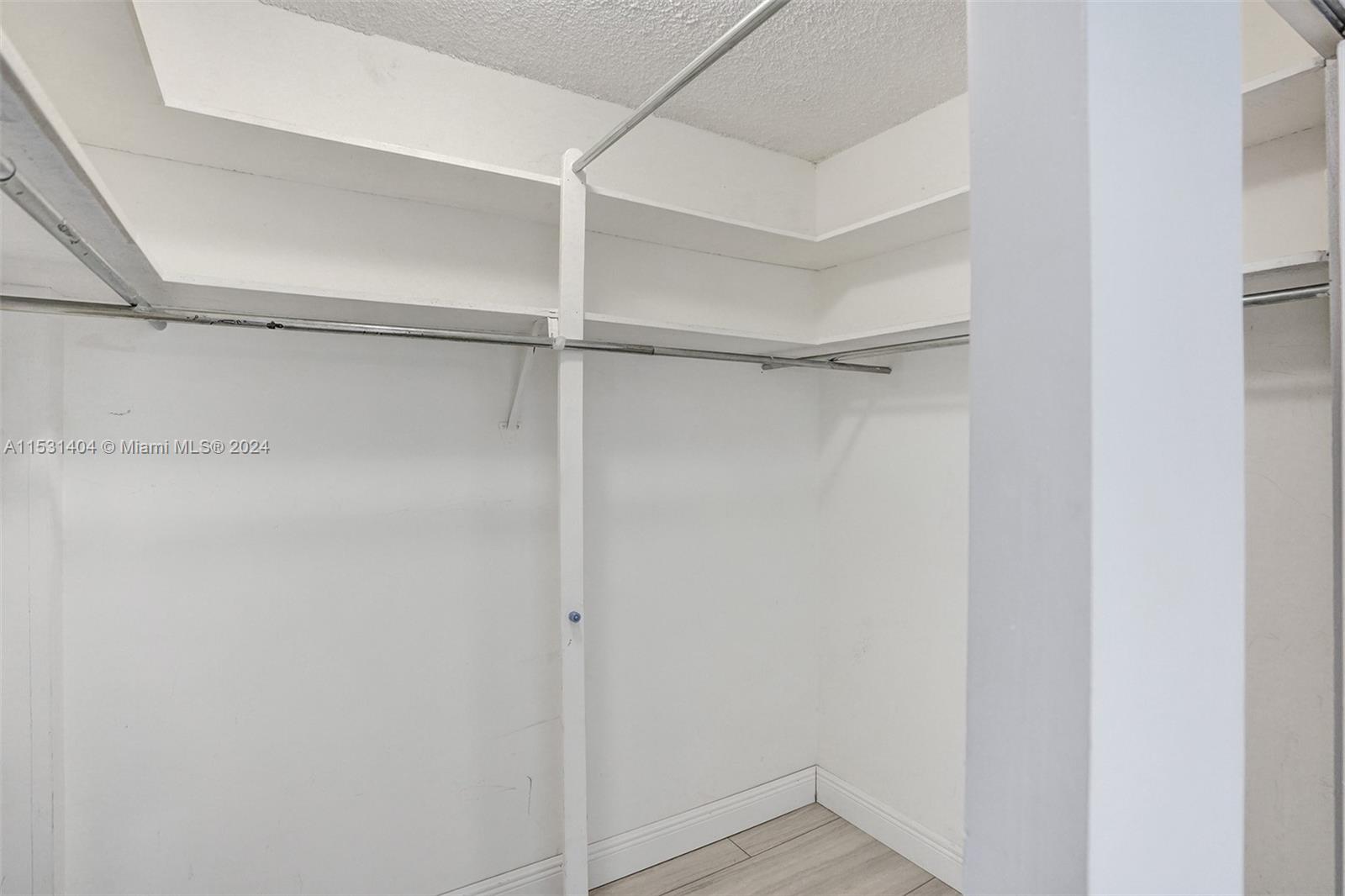 1600 S Ocean Dr 8J, Hollywood, Florida 33019, 2 Bedrooms Bedrooms, ,2 BathroomsBathrooms,Residentiallease,For Rent,1600 S Ocean Dr 8J,A11531404