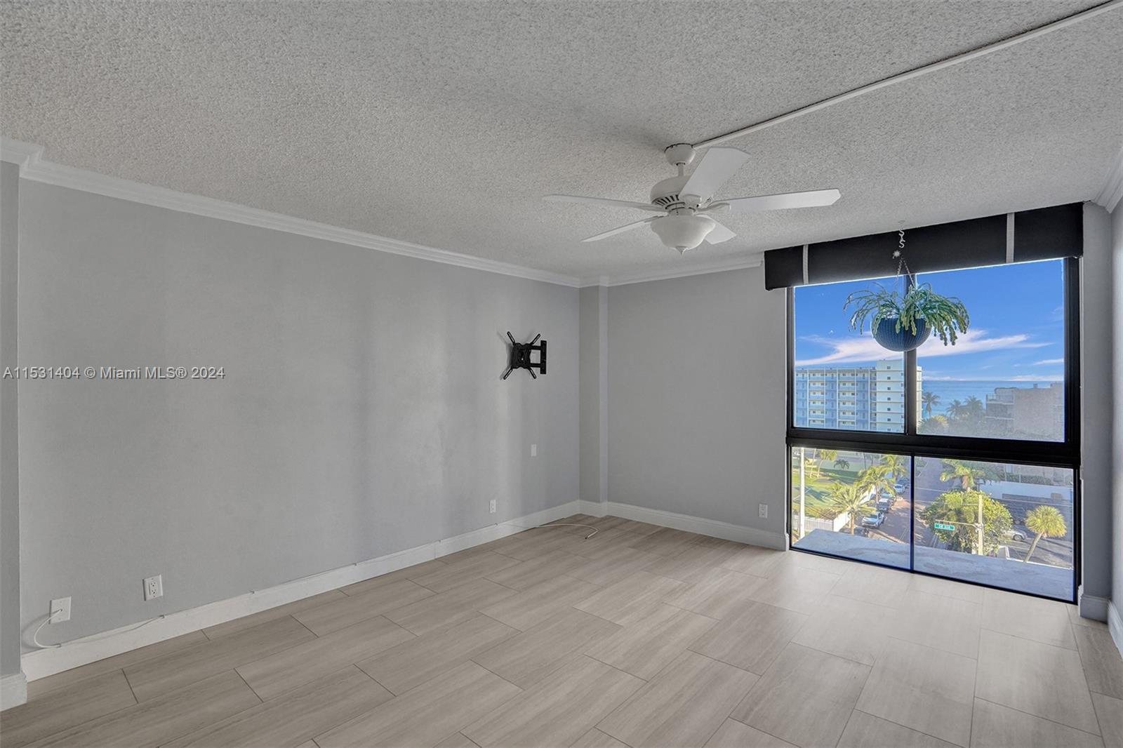 1600 S Ocean Dr 8J, Hollywood, Florida 33019, 2 Bedrooms Bedrooms, ,2 BathroomsBathrooms,Residentiallease,For Rent,1600 S Ocean Dr 8J,A11531404