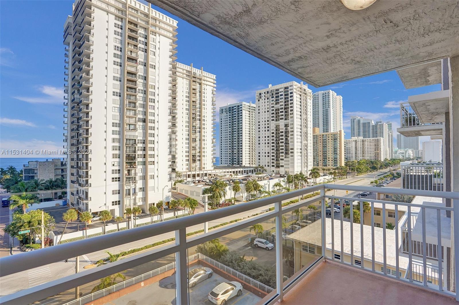 1600 S Ocean Dr 8J, Hollywood, Florida 33019, 2 Bedrooms Bedrooms, ,2 BathroomsBathrooms,Residentiallease,For Rent,1600 S Ocean Dr 8J,A11531404