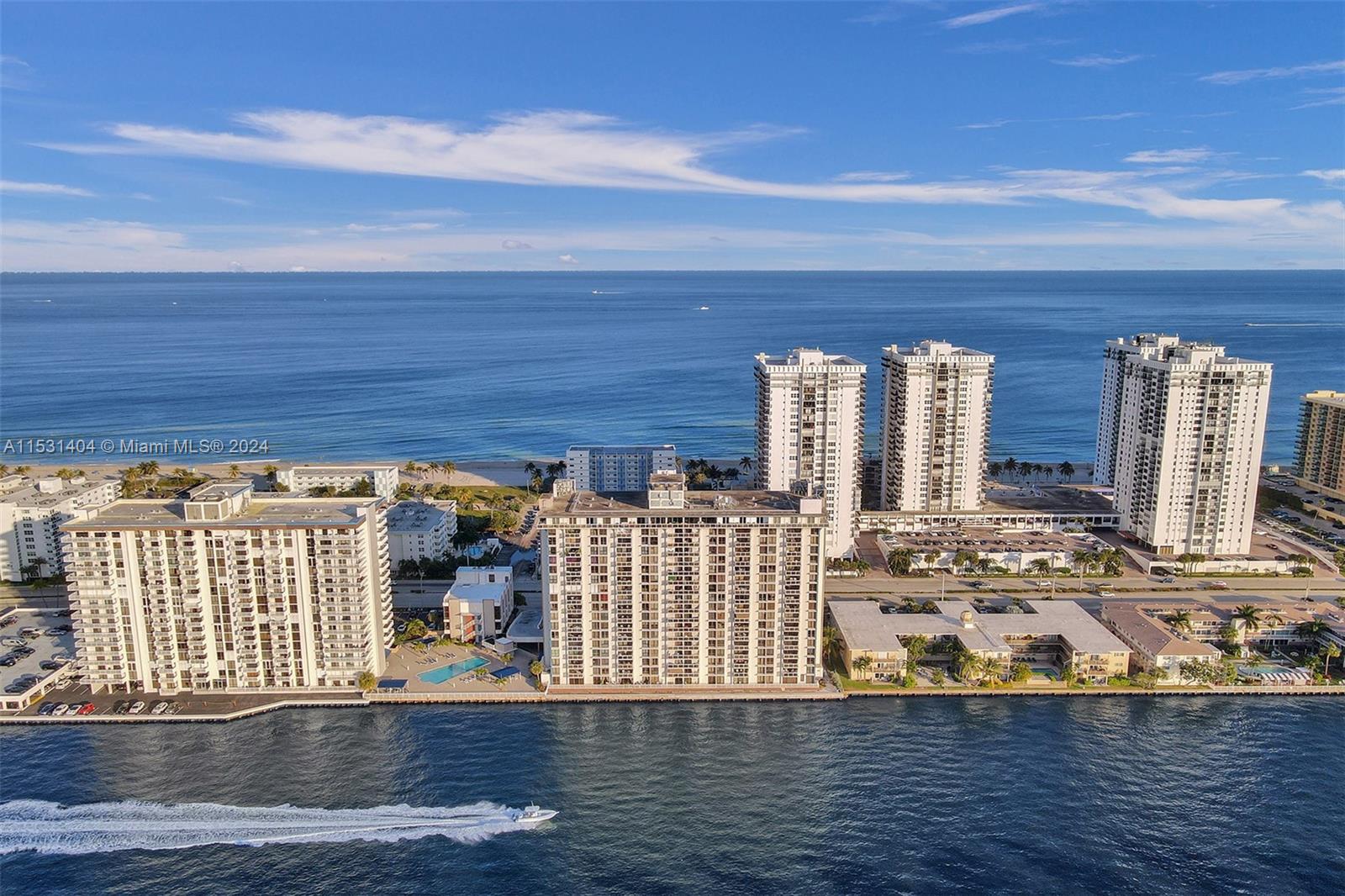 1600 S Ocean Dr 8J, Hollywood, Florida 33019, 2 Bedrooms Bedrooms, ,2 BathroomsBathrooms,Residentiallease,For Rent,1600 S Ocean Dr 8J,A11531404