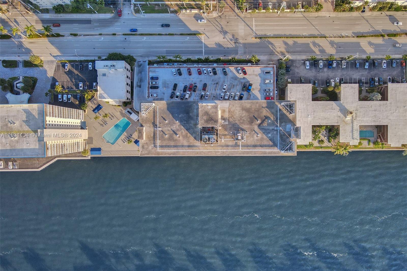 1600 S Ocean Dr 8J, Hollywood, Florida 33019, 2 Bedrooms Bedrooms, ,2 BathroomsBathrooms,Residentiallease,For Rent,1600 S Ocean Dr 8J,A11531404