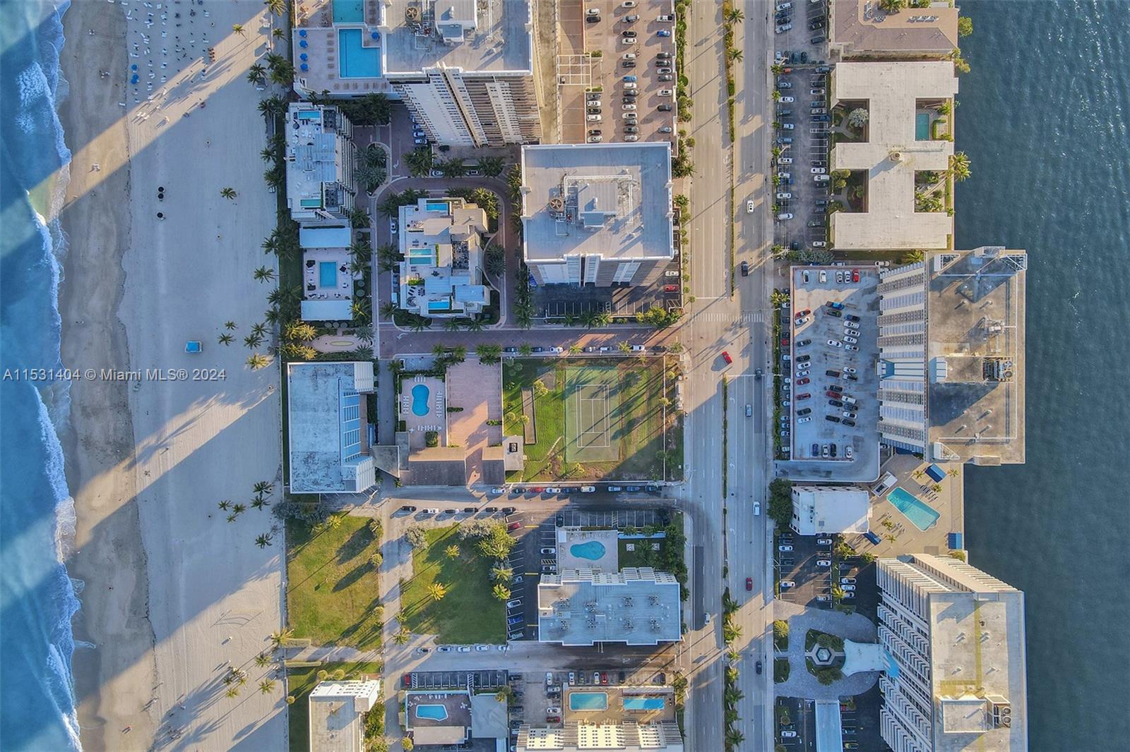 1600 S Ocean Dr 8J, Hollywood, Florida 33019, 2 Bedrooms Bedrooms, ,2 BathroomsBathrooms,Residentiallease,For Rent,1600 S Ocean Dr 8J,A11531404