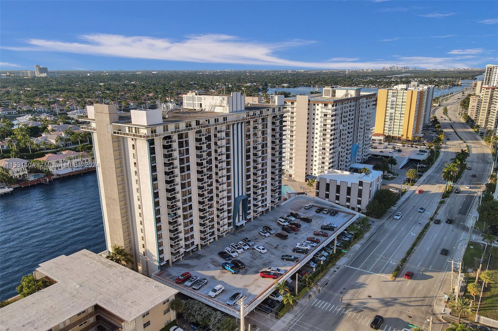 1600 S Ocean Dr 8J, Hollywood, Florida 33019, 2 Bedrooms Bedrooms, ,2 BathroomsBathrooms,Residentiallease,For Rent,1600 S Ocean Dr 8J,A11531404