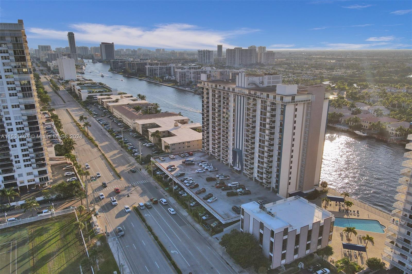 1600 S Ocean Dr 8J, Hollywood, Florida 33019, 2 Bedrooms Bedrooms, ,2 BathroomsBathrooms,Residentiallease,For Rent,1600 S Ocean Dr 8J,A11531404