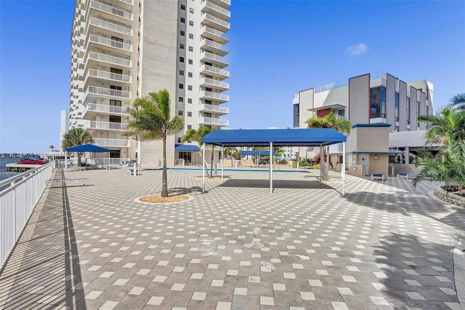 1600 S Ocean Dr 8J, Hollywood, Florida 33019, 2 Bedrooms Bedrooms, ,2 BathroomsBathrooms,Residentiallease,For Rent,1600 S Ocean Dr 8J,A11531404