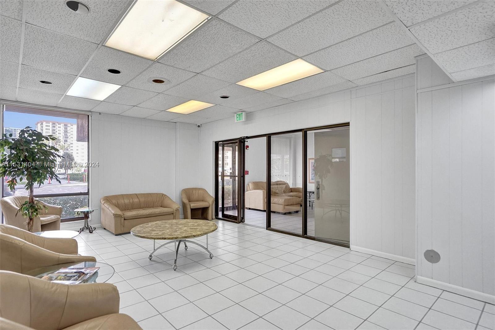 1600 S Ocean Dr 8J, Hollywood, Florida 33019, 2 Bedrooms Bedrooms, ,2 BathroomsBathrooms,Residentiallease,For Rent,1600 S Ocean Dr 8J,A11531404