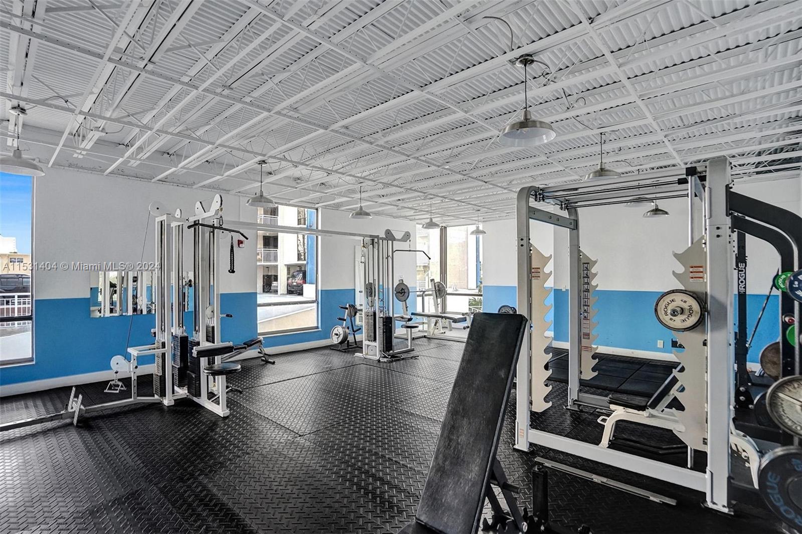 1600 S Ocean Dr 8J, Hollywood, Florida 33019, 2 Bedrooms Bedrooms, ,2 BathroomsBathrooms,Residentiallease,For Rent,1600 S Ocean Dr 8J,A11531404