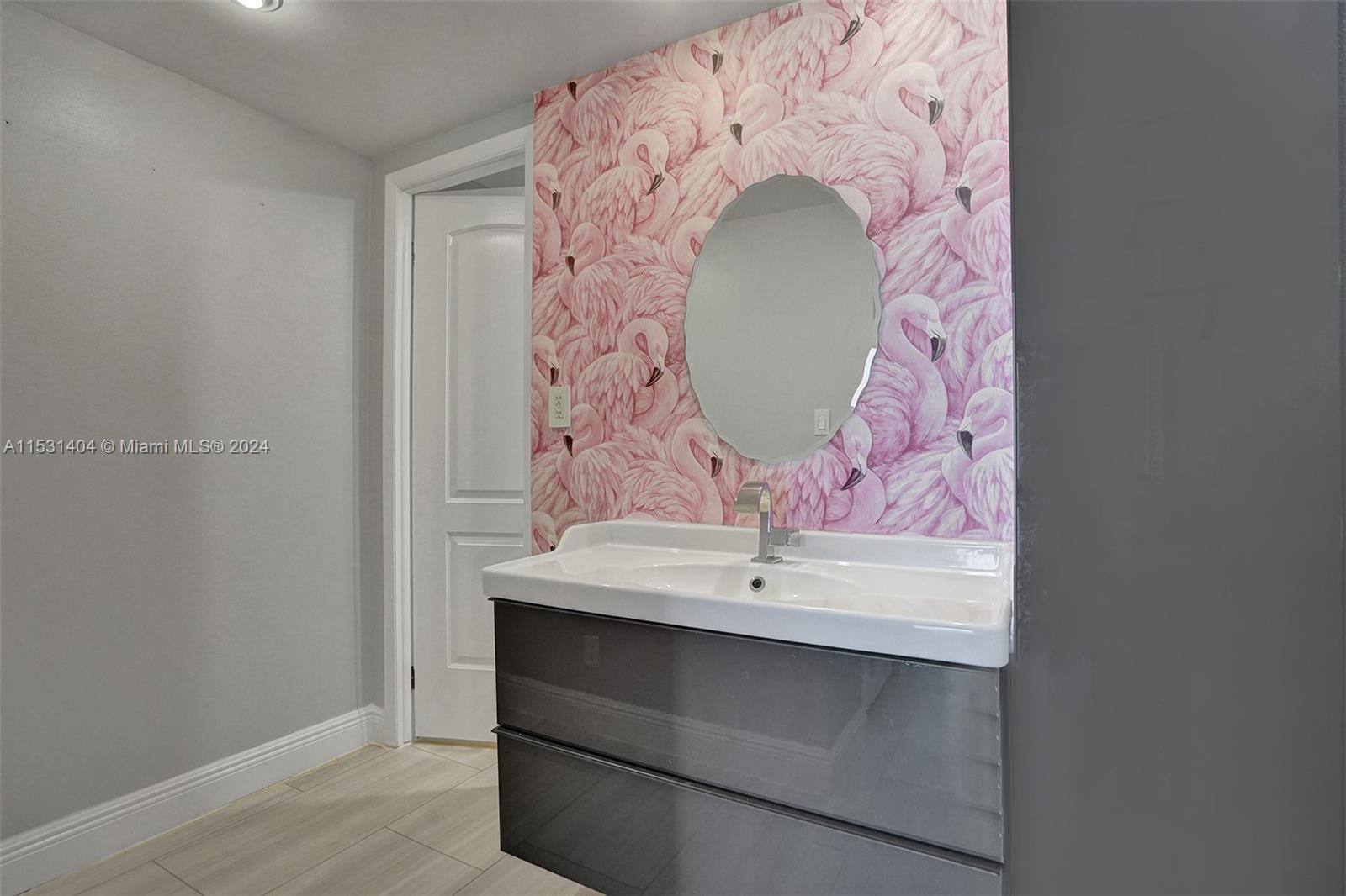 1600 S Ocean Dr 8J, Hollywood, Florida 33019, 2 Bedrooms Bedrooms, ,2 BathroomsBathrooms,Residentiallease,For Rent,1600 S Ocean Dr 8J,A11531404