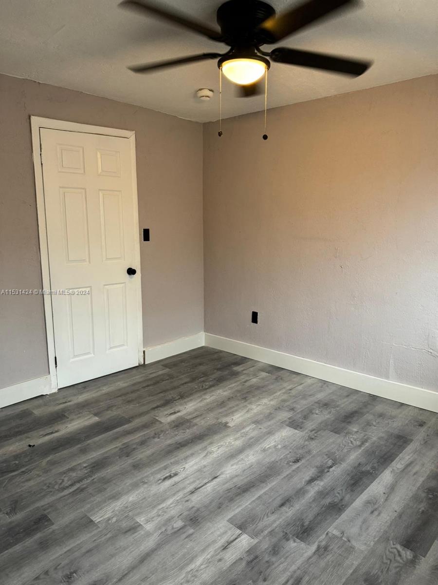 400 NW 7th Ct 1, Hallandale Beach, Florida 33009, 4 Bedrooms Bedrooms, ,2 BathroomsBathrooms,Residentiallease,For Rent,400 NW 7th Ct 1,A11531424