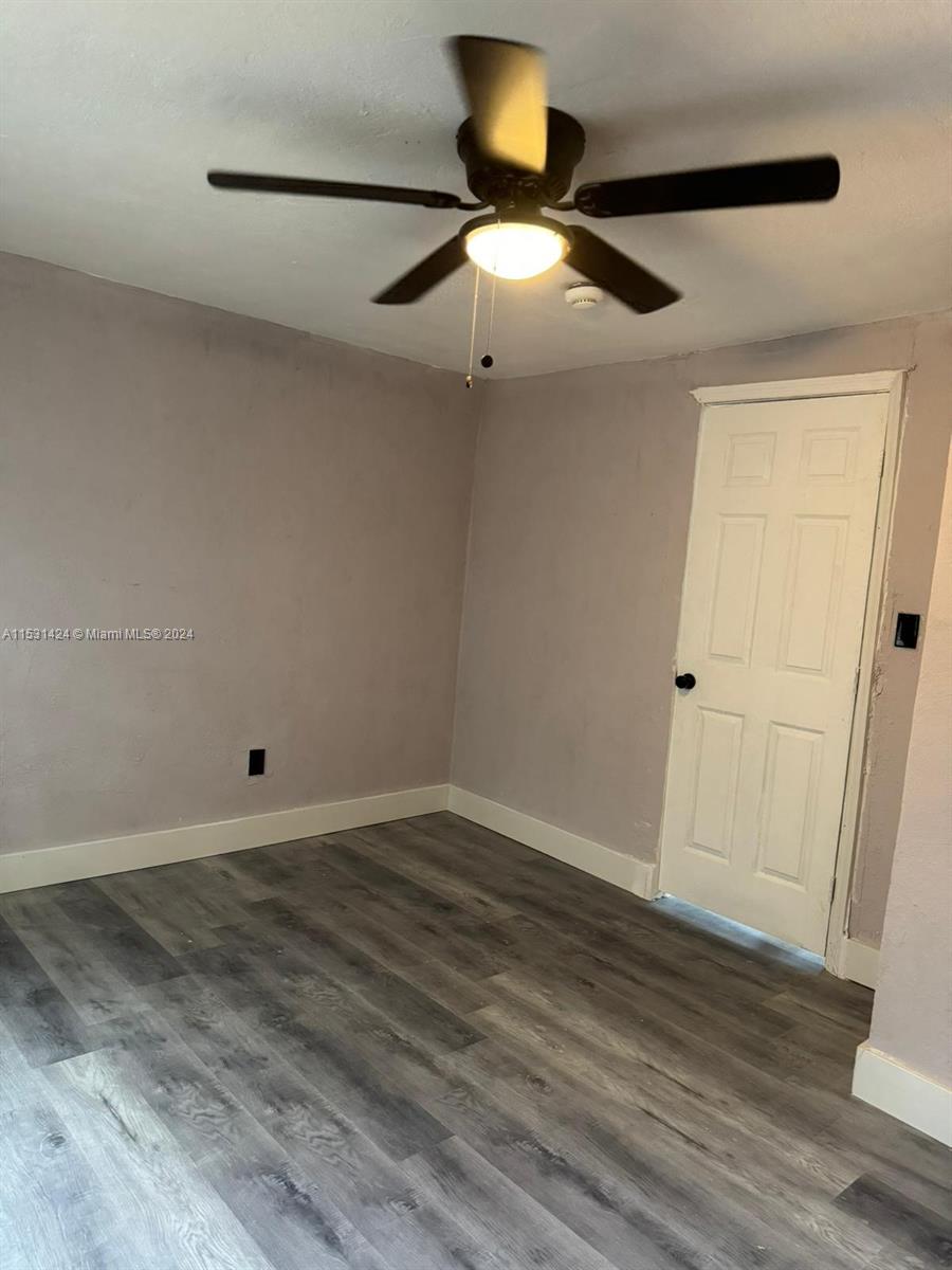 400 NW 7th Ct 1, Hallandale Beach, Florida 33009, 4 Bedrooms Bedrooms, ,2 BathroomsBathrooms,Residentiallease,For Rent,400 NW 7th Ct 1,A11531424