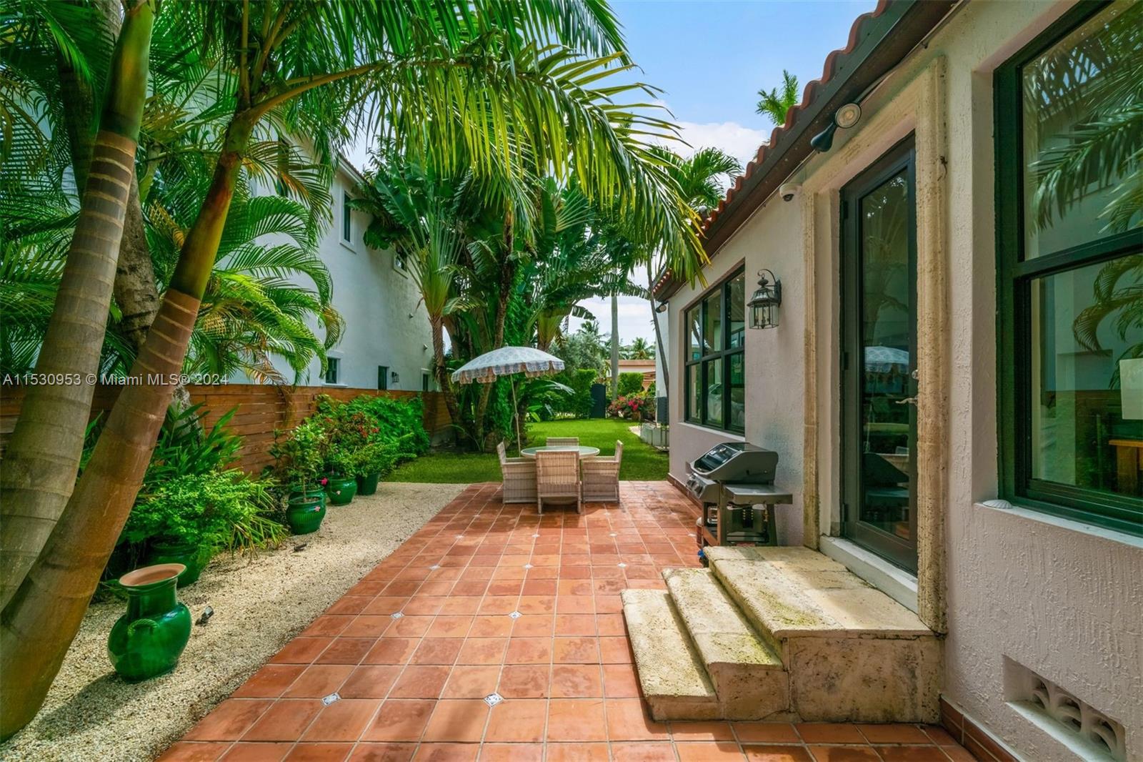 2111 Regatta Ave, Miami Beach, FL 33140, 4 Bedrooms Bedrooms, ,4 BathroomsBathrooms,Residential,For Sale,Regatta Ave,A11530953