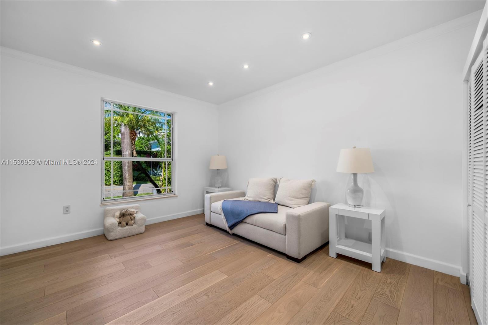 2111 Regatta Ave, Miami Beach, FL 33140, 4 Bedrooms Bedrooms, ,4 BathroomsBathrooms,Residential,For Sale,Regatta Ave,A11530953