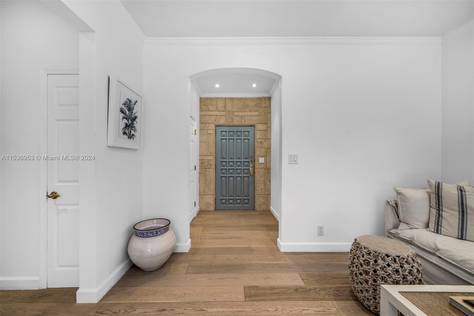 2111 Regatta Ave, Miami Beach, Florida 33140, 4 Bedrooms Bedrooms, ,4 BathroomsBathrooms,Residential,For Sale,2111 Regatta Ave,A11530953