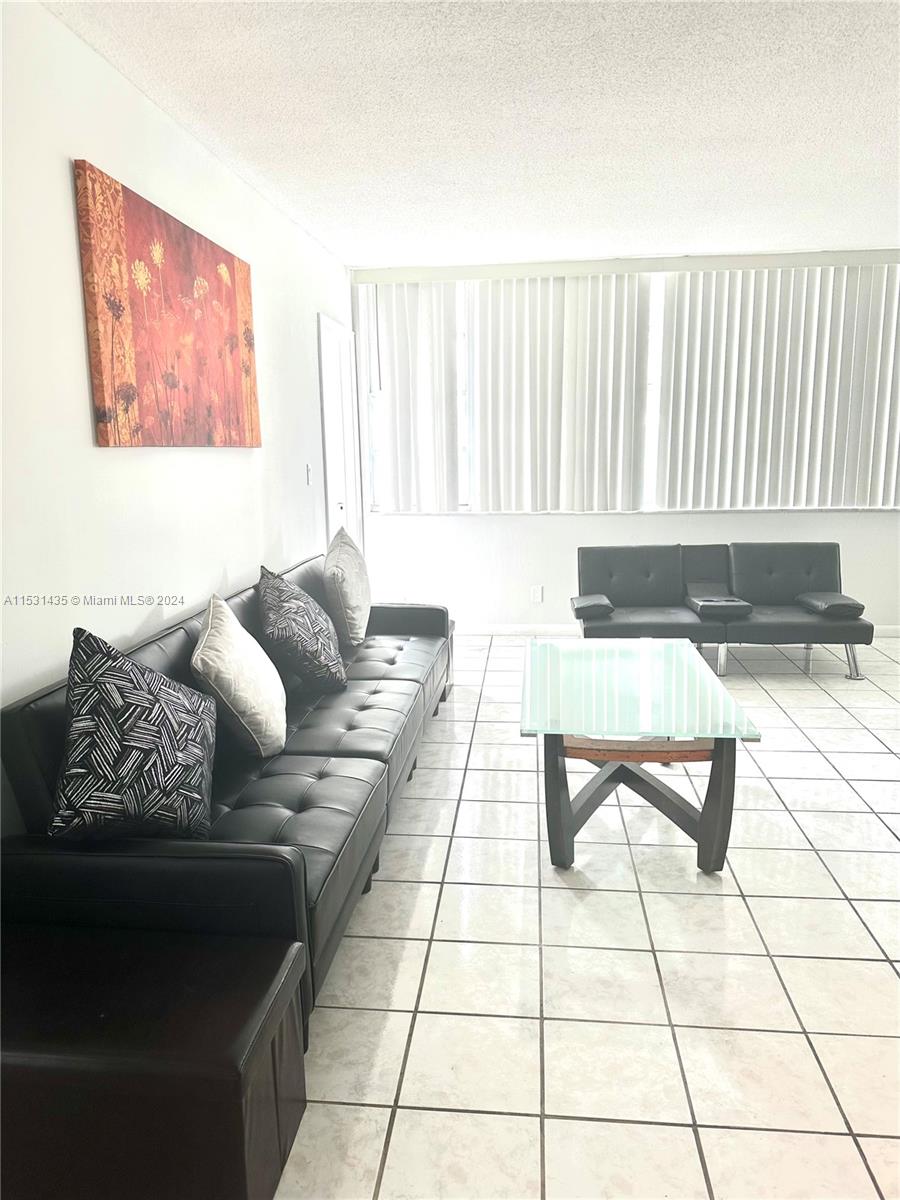 1801 S Ocean Dr 337, Hallandale Beach, Florida 33009, 1 Bedroom Bedrooms, ,1 BathroomBathrooms,Residentiallease,For Rent,1801 S Ocean Dr 337,A11531435