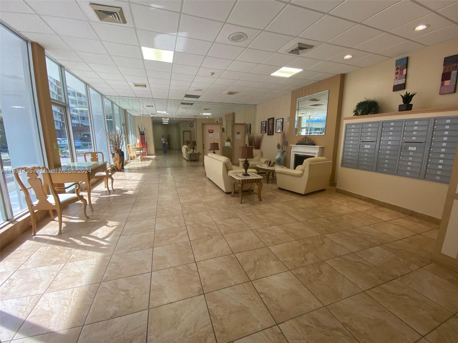 1801 S Ocean Dr 337, Hallandale Beach, Florida 33009, 1 Bedroom Bedrooms, ,1 BathroomBathrooms,Residentiallease,For Rent,1801 S Ocean Dr 337,A11531435