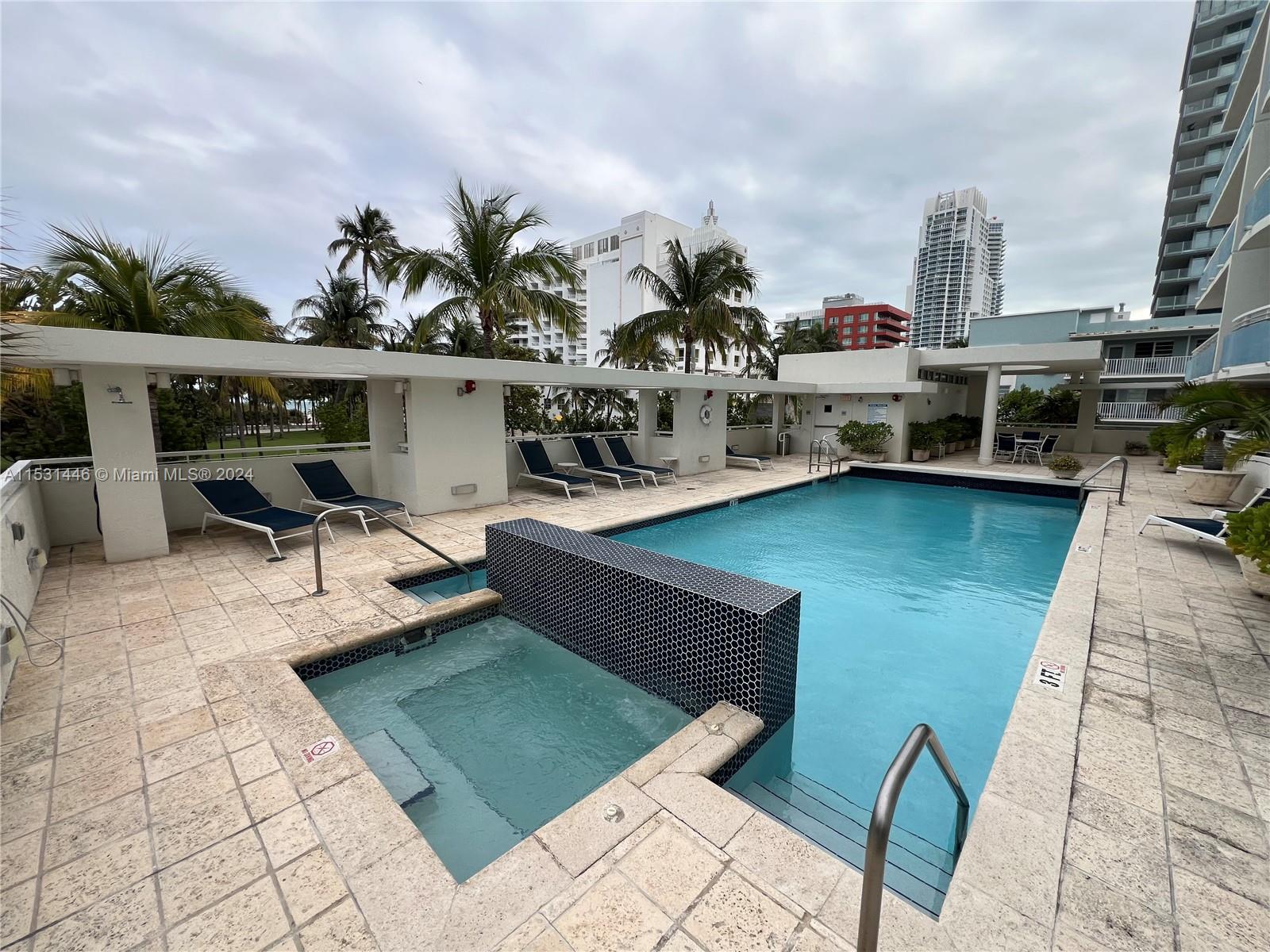 200 Ocean Dr 3C, Miami Beach, Florida 33139, 1 Bedroom Bedrooms, ,1 BathroomBathrooms,Residentiallease,For Rent,200 Ocean Dr 3C,A11531446