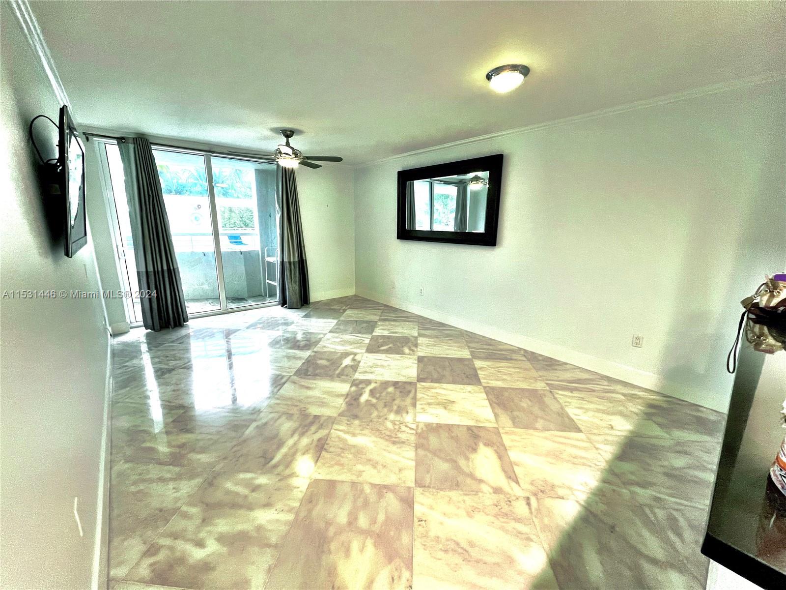 200 Ocean Dr 3C, Miami Beach, Florida 33139, 1 Bedroom Bedrooms, ,1 BathroomBathrooms,Residentiallease,For Rent,200 Ocean Dr 3C,A11531446