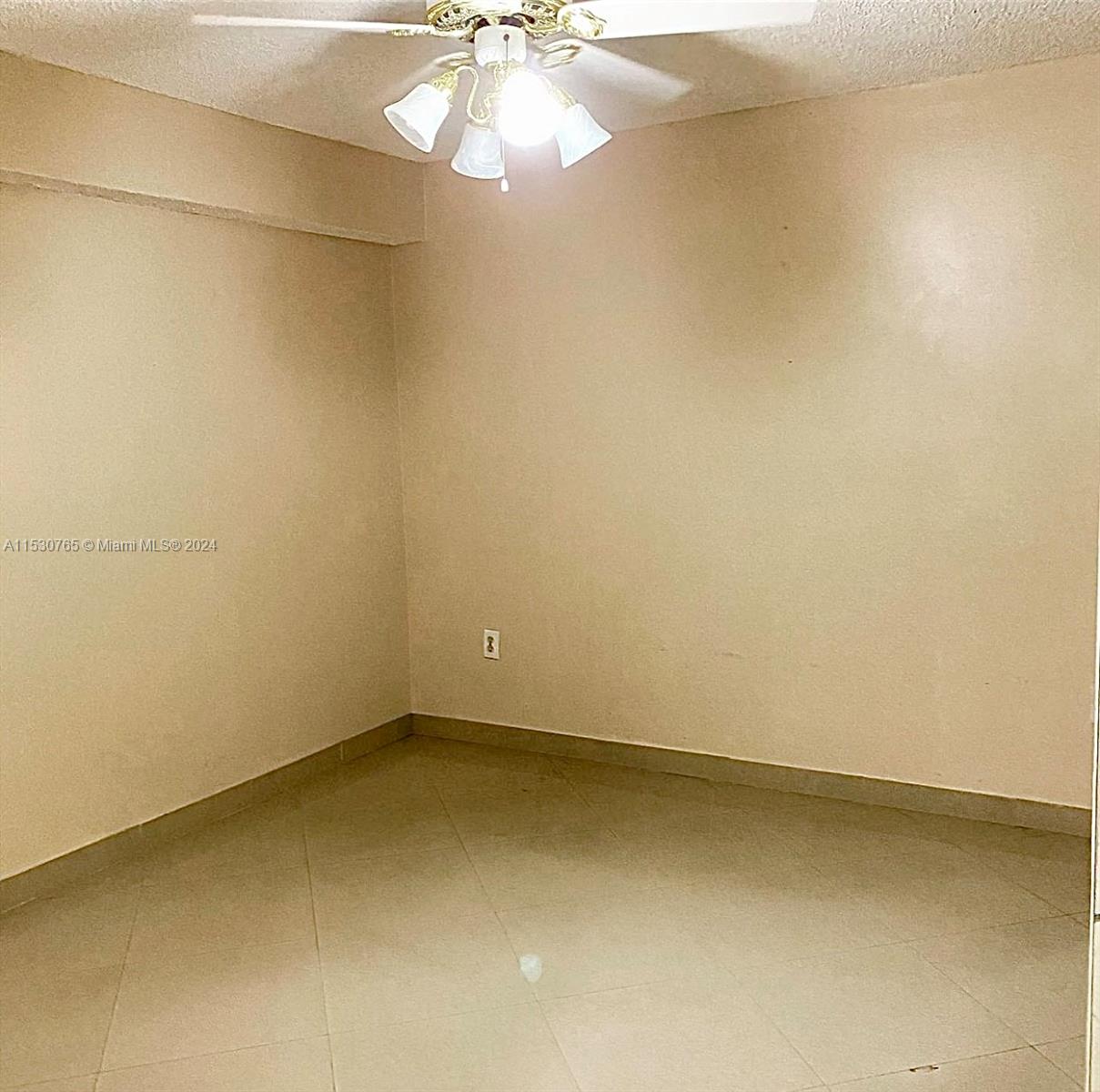 13455 SW 16th Ct 409F, Pembroke Pines, Florida 33027, 2 Bedrooms Bedrooms, ,1 BathroomBathrooms,Residential,For Sale,13455 SW 16th Ct 409F,A11530765