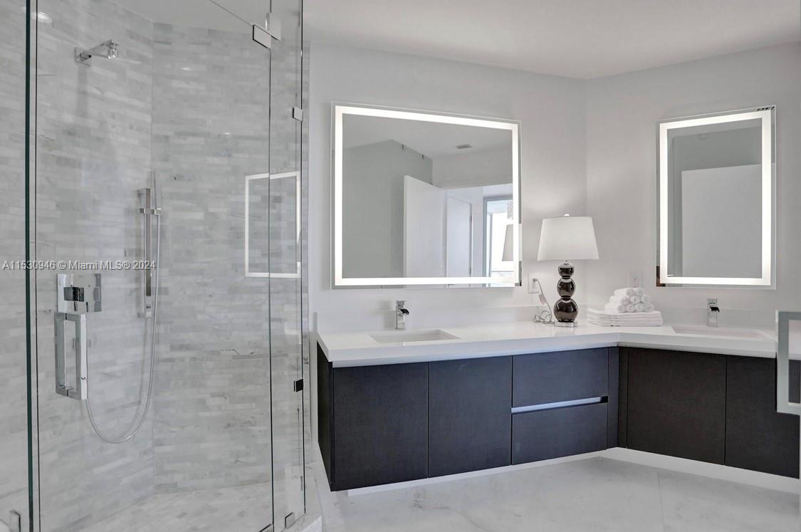 851 NE 1st Ave 3510, Miami, Florida 33132, 1 Bedroom Bedrooms, ,2 BathroomsBathrooms,Residential,For Sale,851 NE 1st Ave 3510,A11530946